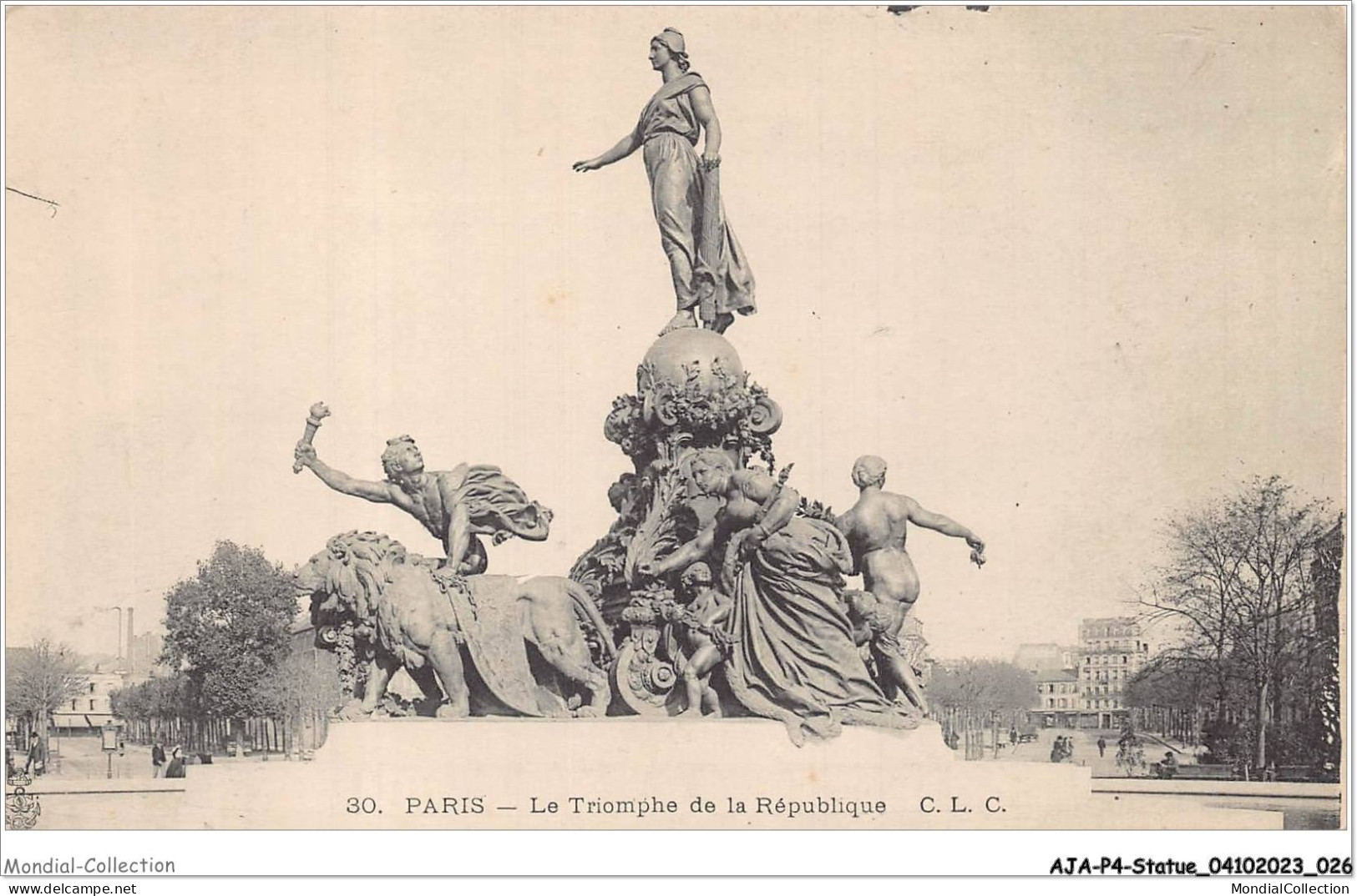 AJAP4-STATUE-0318 - PARIS - Le Triomphe De La République  - Monuments