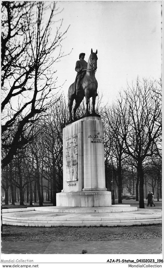 AJAP1-STATUE-0099 - PARIS - La Statue Du Roi Des Belges Albert 1er  - Denkmäler