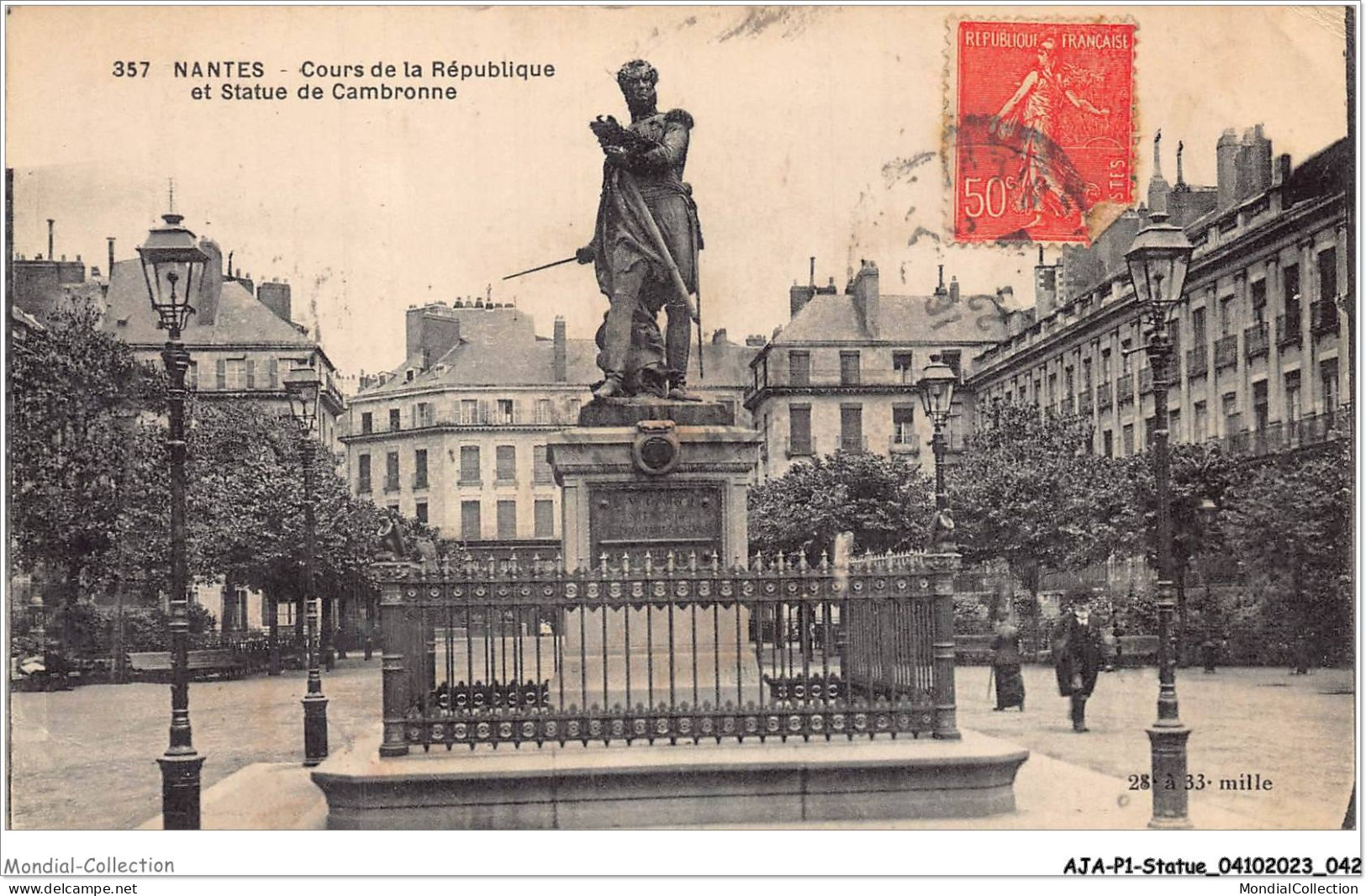 AJAP1-STATUE-0022 - NANTES - Cours De La République Et Statue Cambronne  - Denkmäler