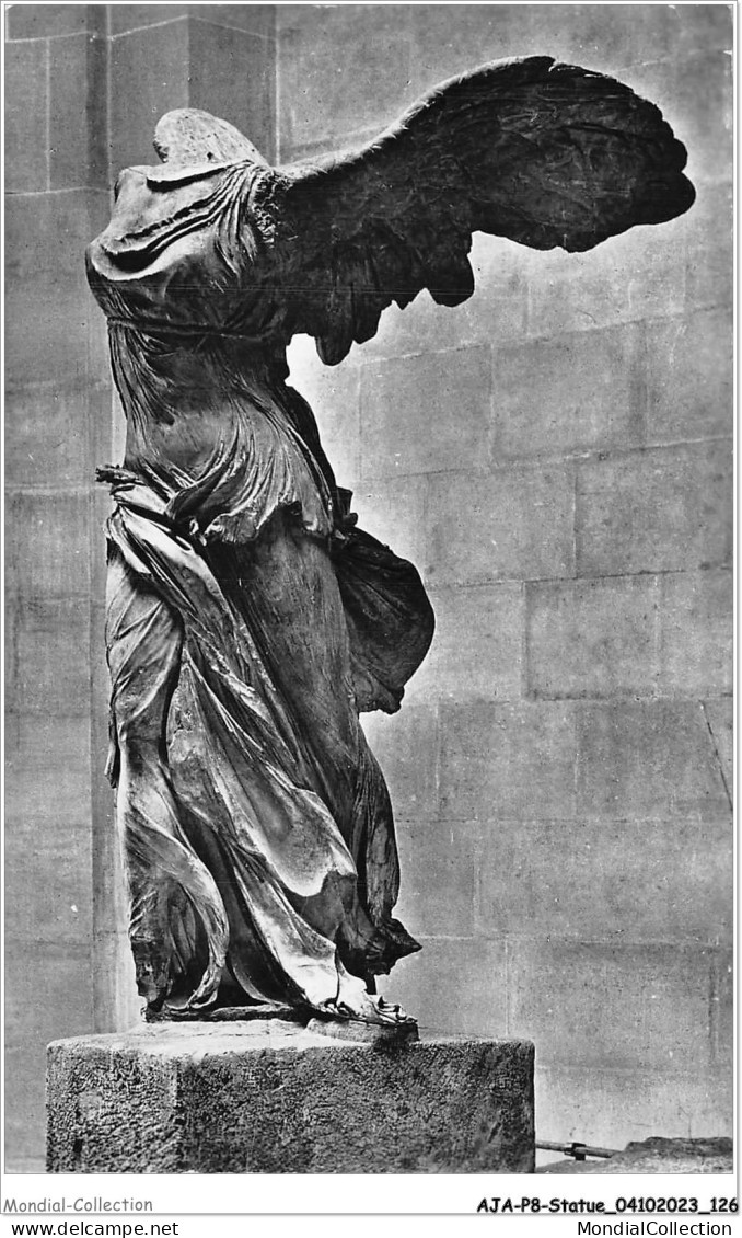 AJAP8-STATUE-0751 - MUSEE DU LOUVRE - Victoire De Samothrace  - Denkmäler