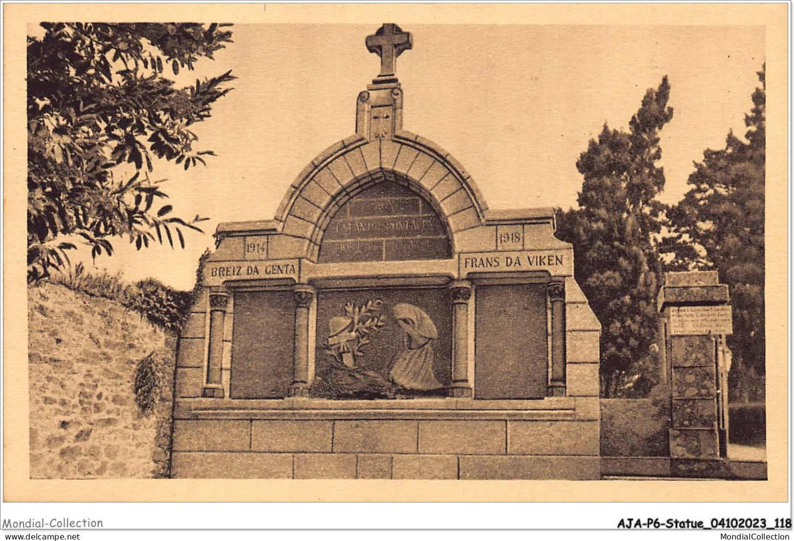 AJAP6-STATUE-0573 - PONT-AVEN - Monument Aux Morts - Monuments