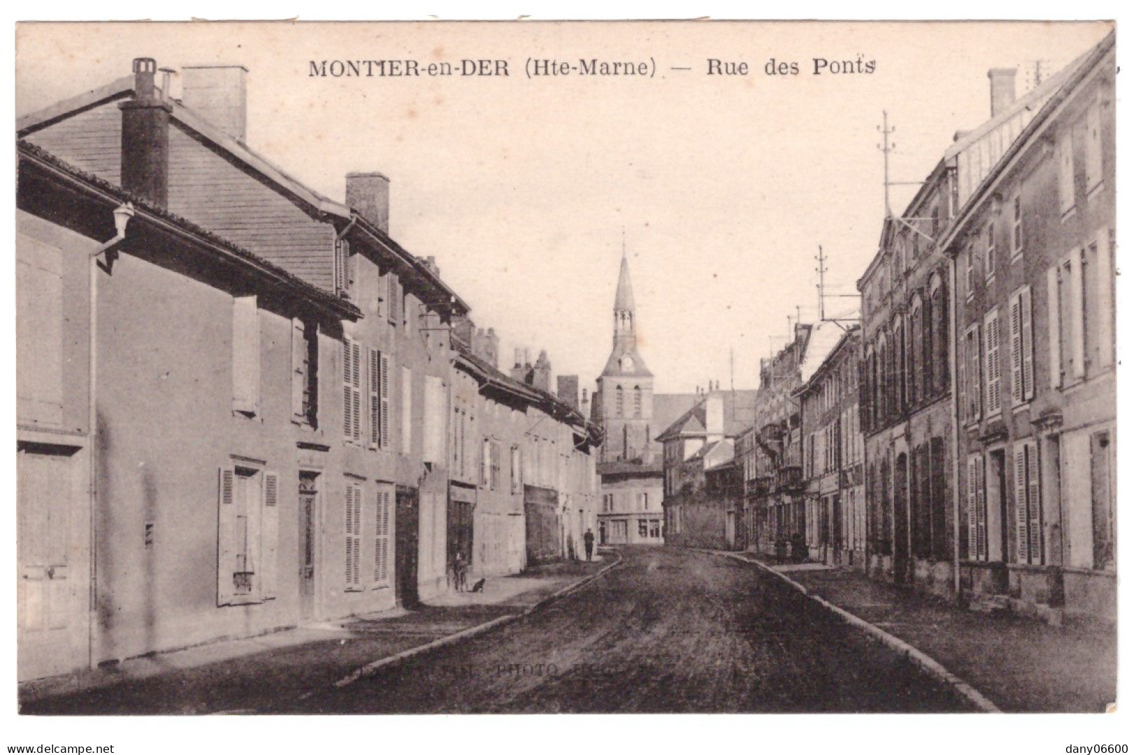 MONTIER EN DER - Rue Des Ponts - Montier-en-Der