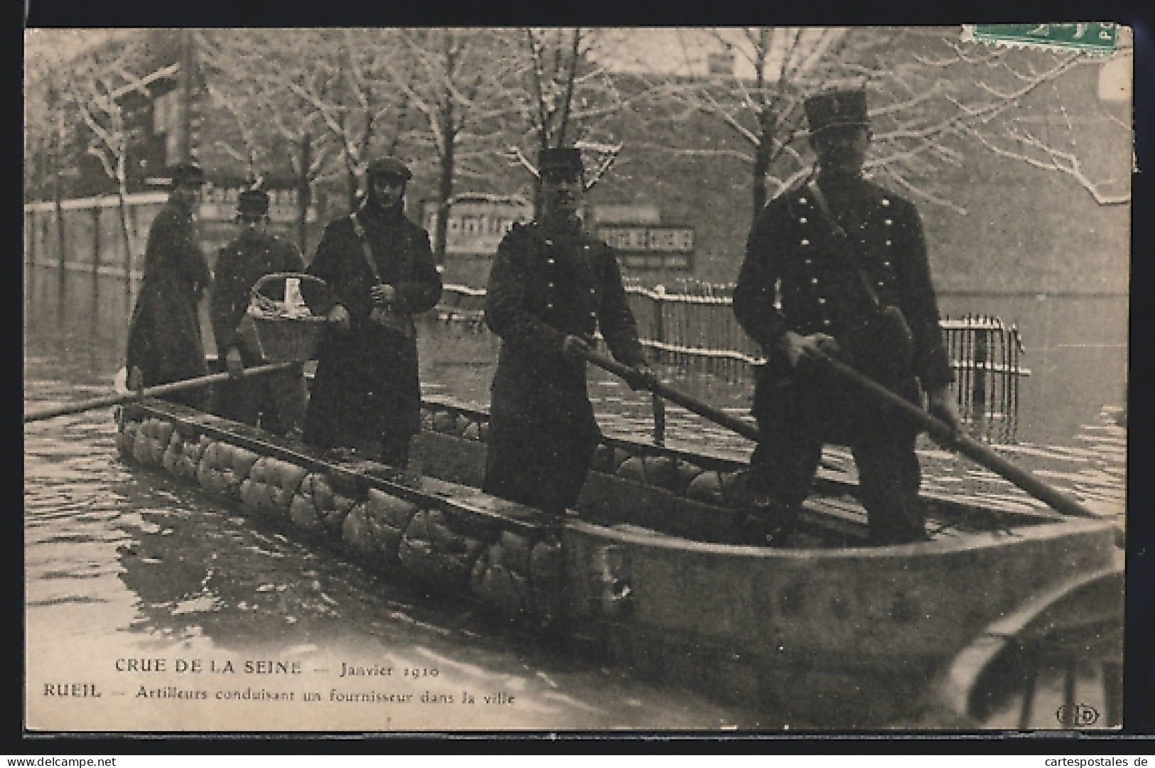 AK Rueil, Crue De La Seine 1910, Artilleurs Conduisant Un Fournisseur Dans La Ville  - Overstromingen