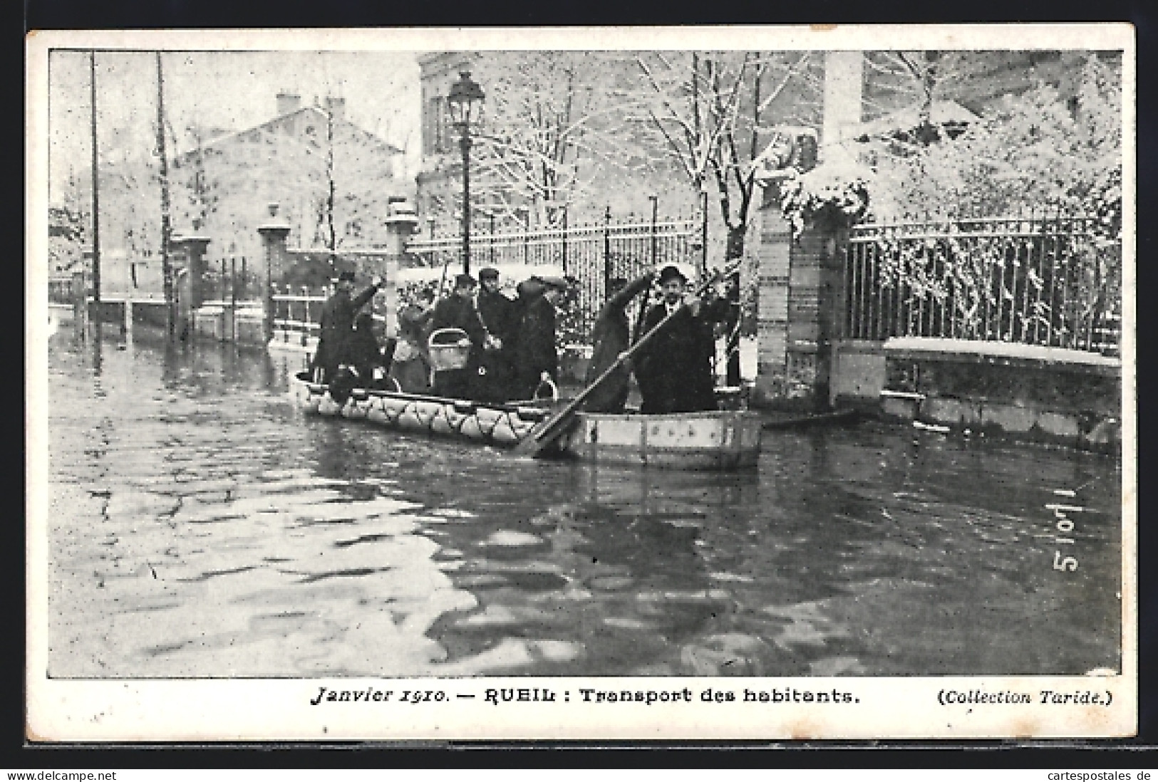 AK Rueil, La Crue 1910, Transport Des Habitants  - Overstromingen