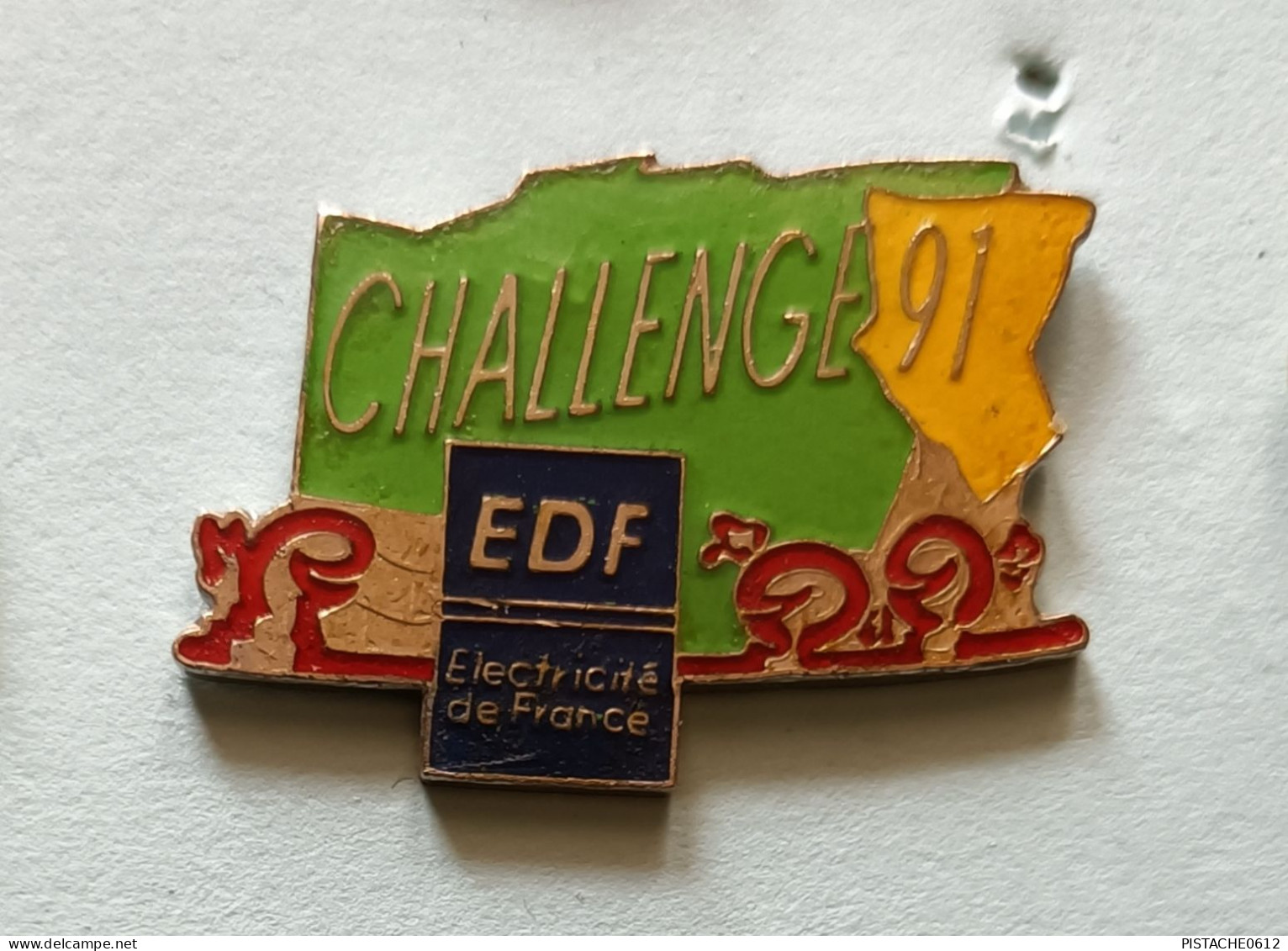 Pin's EDF Challenge 91 Electricité De France Signé Ferrier - EDF GDF