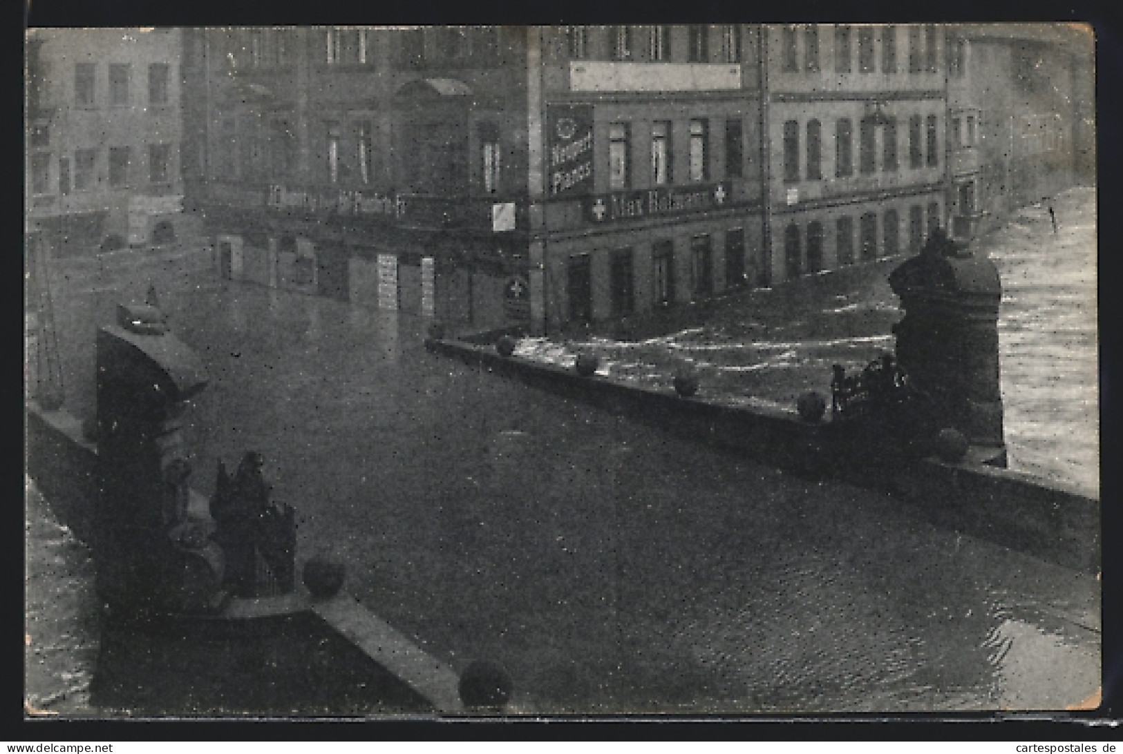 AK Nürnberg, Hochwasser-Katastrophe Am 5. Februar 1909, Überschwemmte Museumsbrücke  - Overstromingen