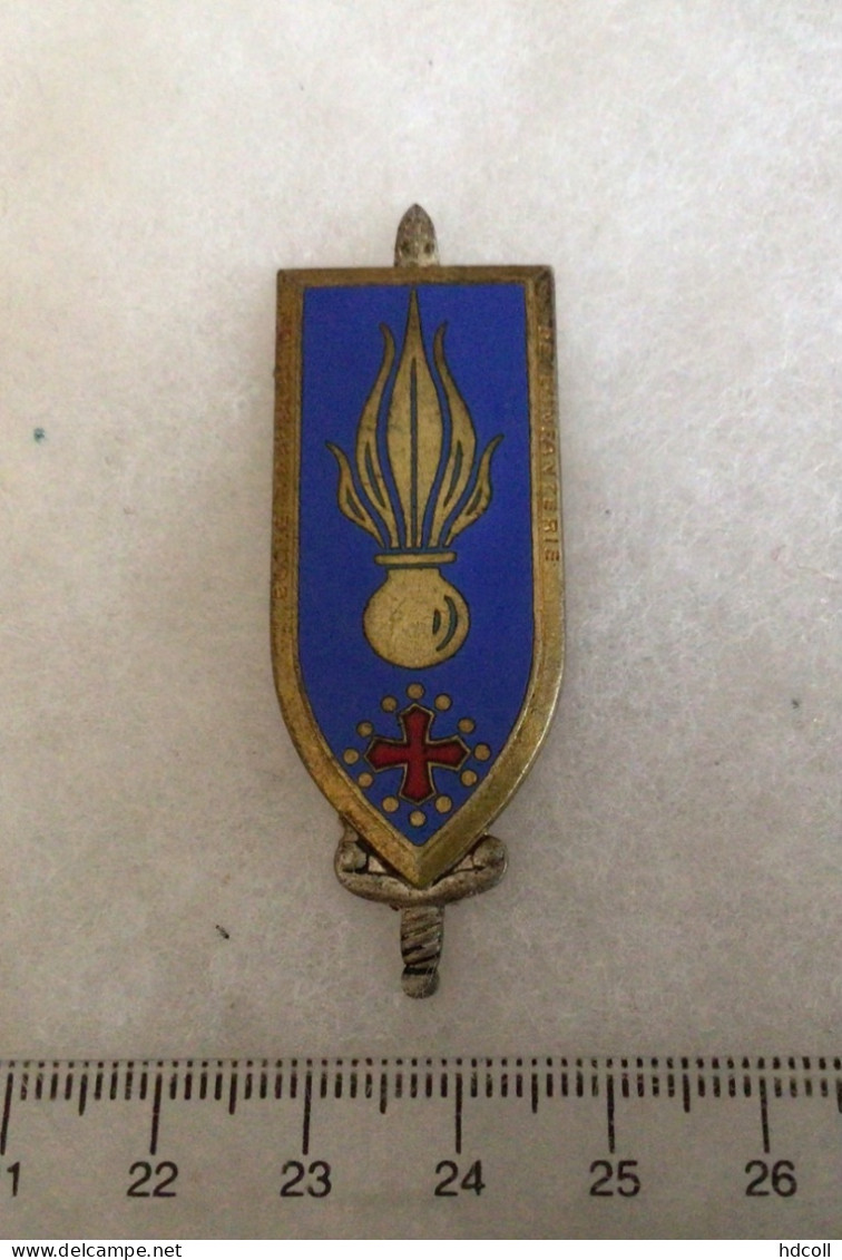 FRANCE INFANTERIE-Insigne Ecole D’Application D’Infanterie, MONTPELLIER Sans épingle - 1939-45