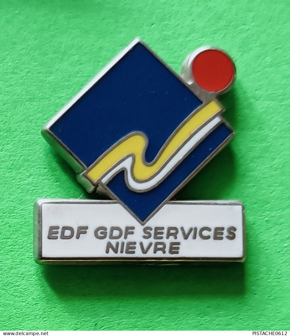 Pin's EDF-GDF Services Nievre - EDF GDF