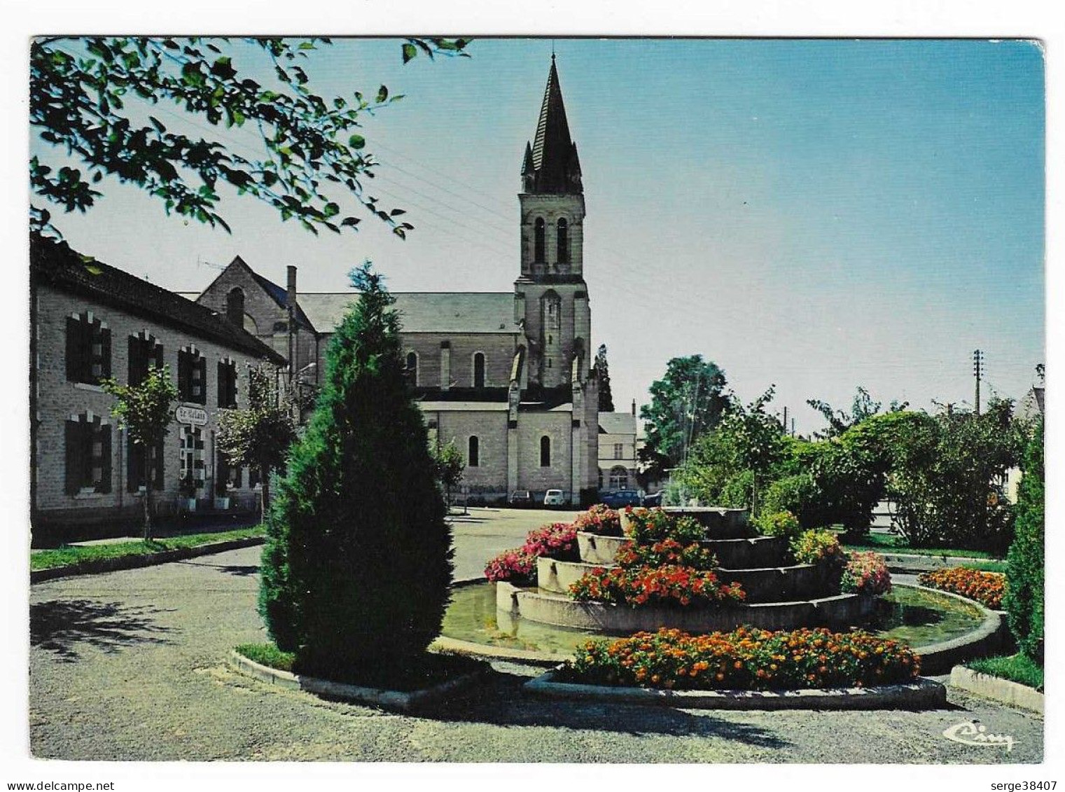 Sancoins - 1991 - Place De L'Eglise Et La Fontaine - N°0512 # 10-23/14 - Sancoins