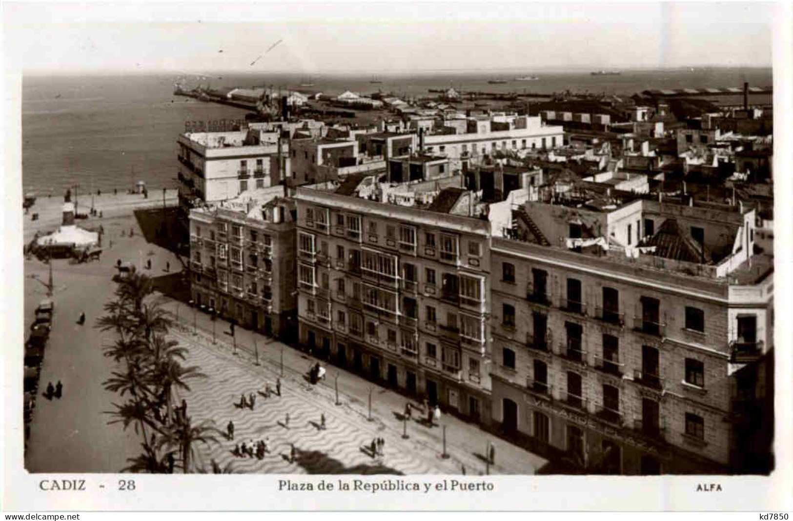 Cadiz - Plaza De La Republica - Cádiz