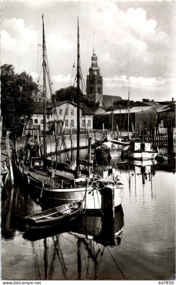 Itzehoe - Hafen Mit Hauptzollamt - Itzehoe