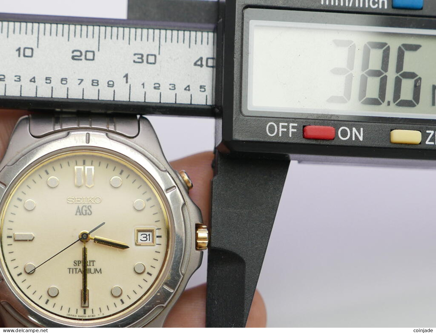 Vintage Seiko Spirit Titanium AGS 5M22 6b50 Luminous Dial Men Quartz Watch 38mm