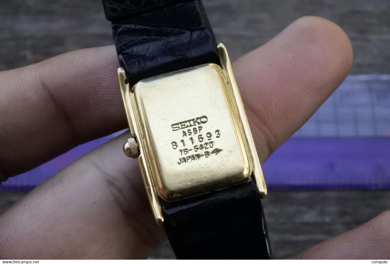 Vintage Seiko Gold Plated 16 5420 Lady Quartz Watch Japan Square Tank Shape 22mm