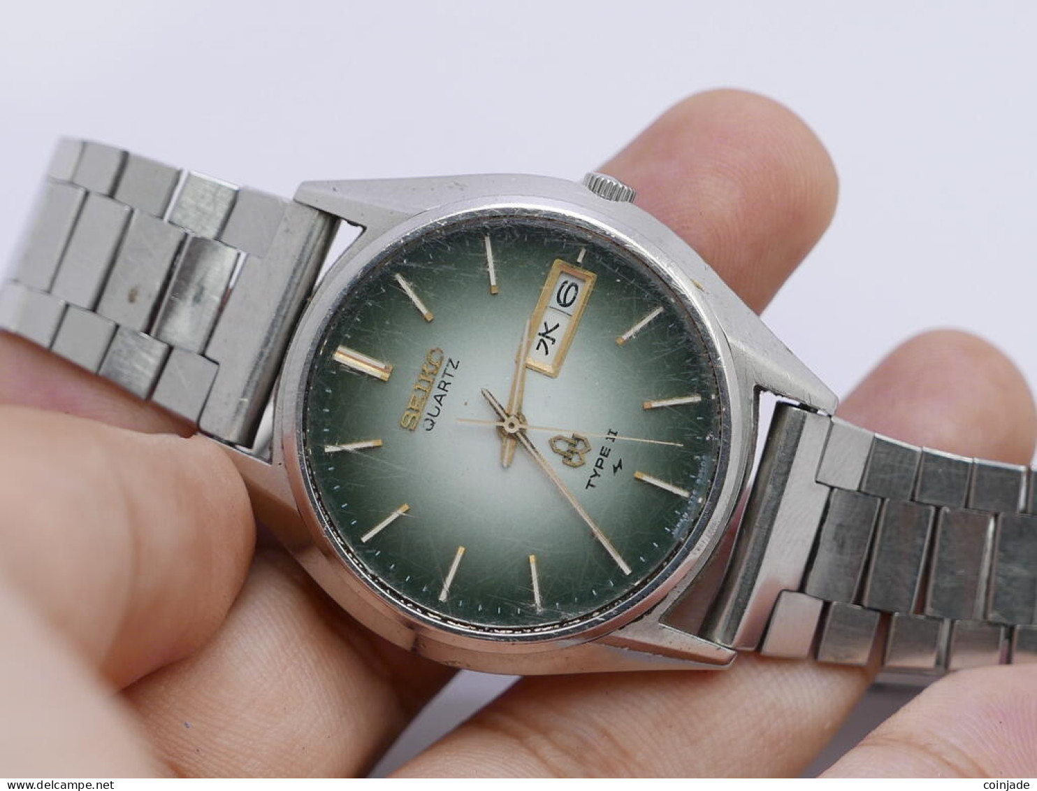 Vintage Seiko Type II 4336 8000 Green Dial Men Quartz Watch Japan Round Shape 36mm