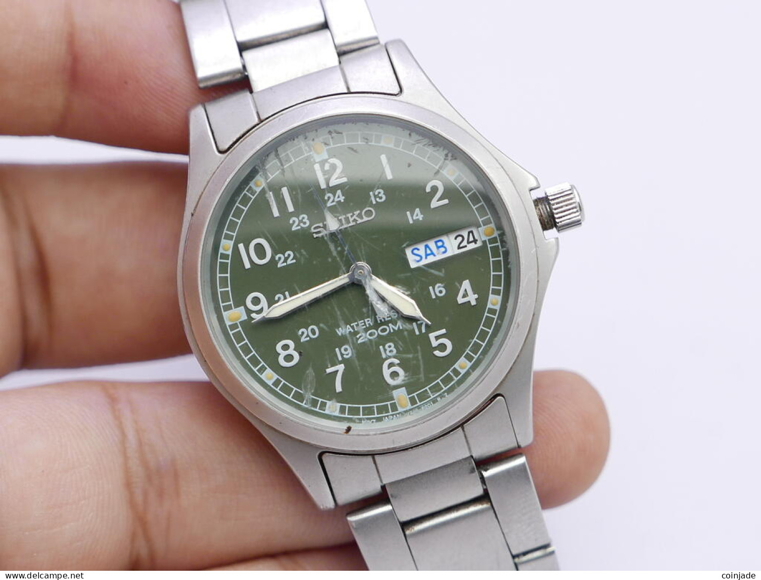Vintage Seiko V743 8060 Green Dial Men Quartz Watch Japan Round Shape 39mm - Relojes Ancianos