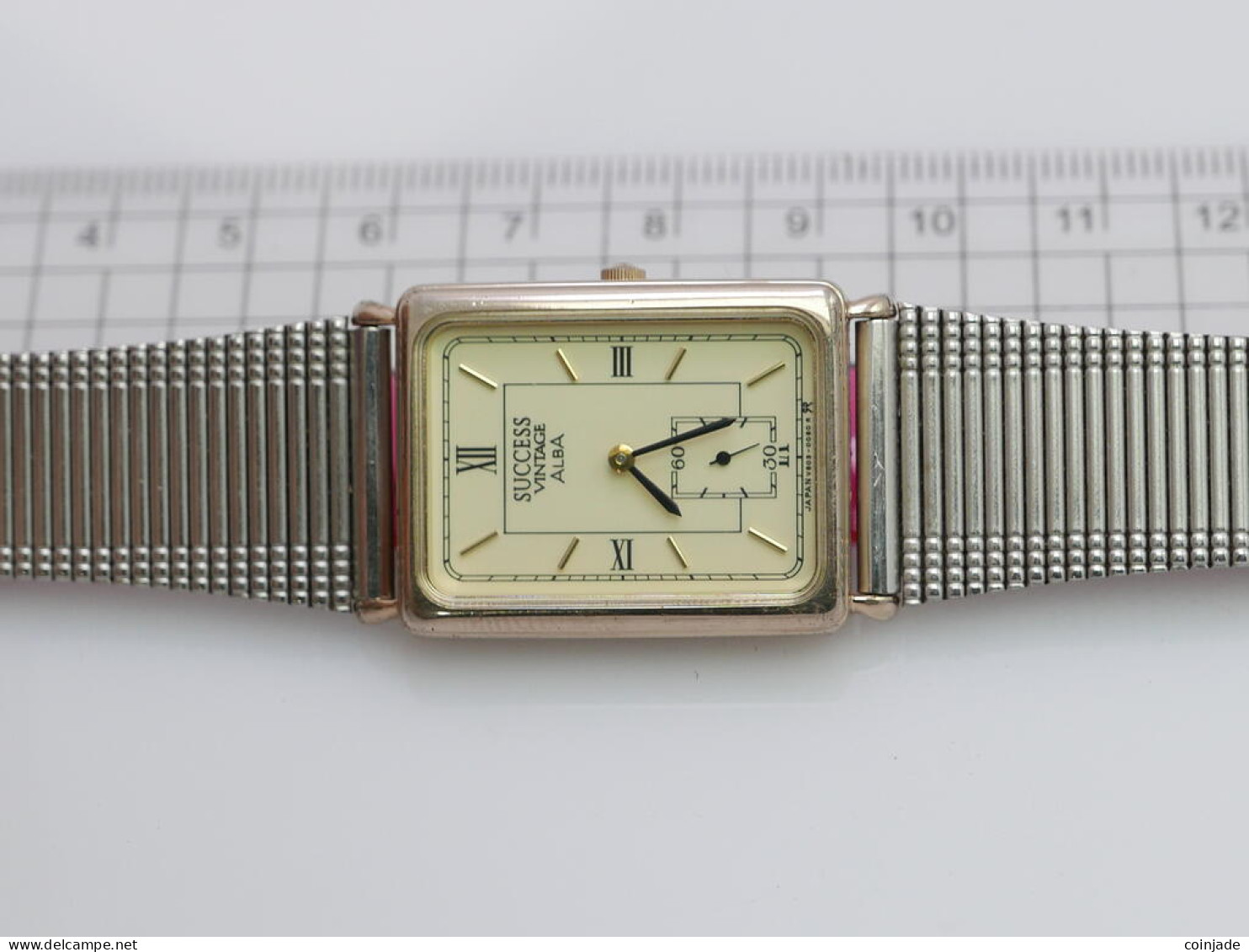 Vintage Alba Success V803 5000 Roman Numeral Dial Men Quartz Watch Japan  24mm