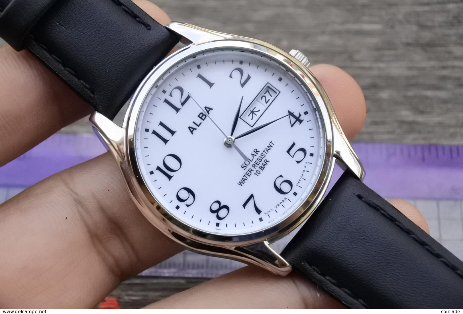 Vintage Alba Solar V158 0AX0 White Dial Men Quartz Watch Japan Round Shape 25mm - Horloge: Antiek