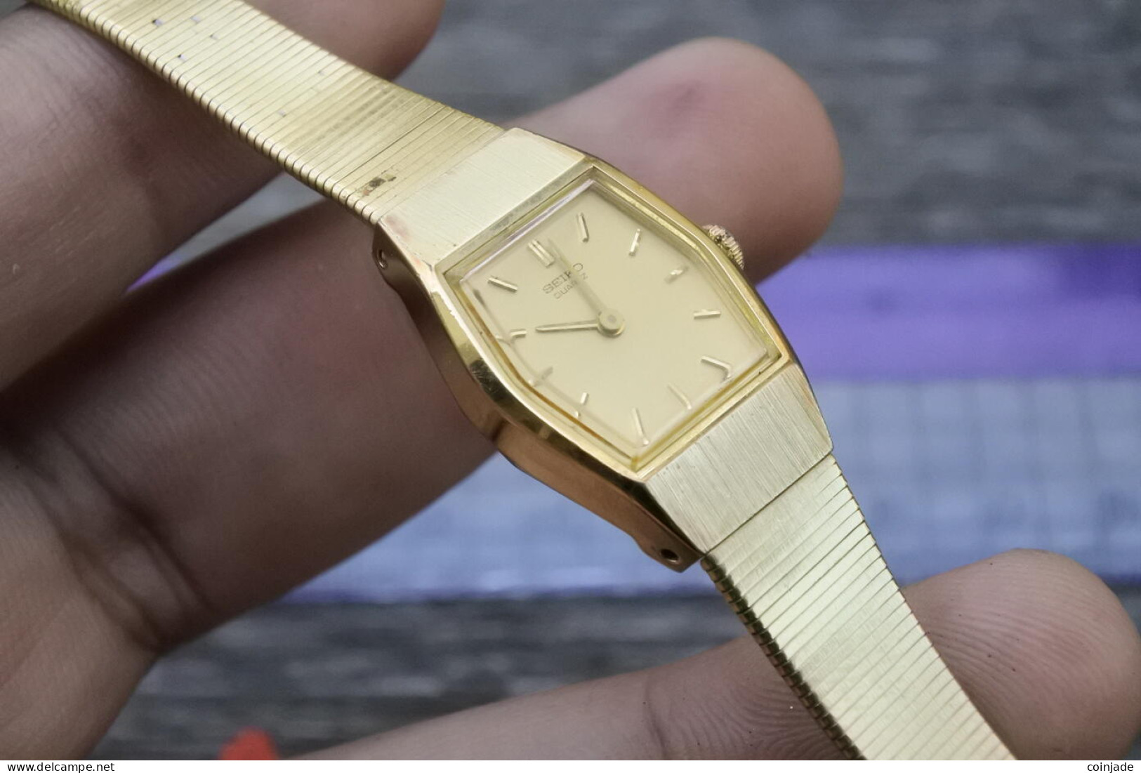 Vintage Seiko 2C20 5790 Yellow Dial Lady Quartz Watch Japan Octagonal Shape 17mm - Horloge: Antiek