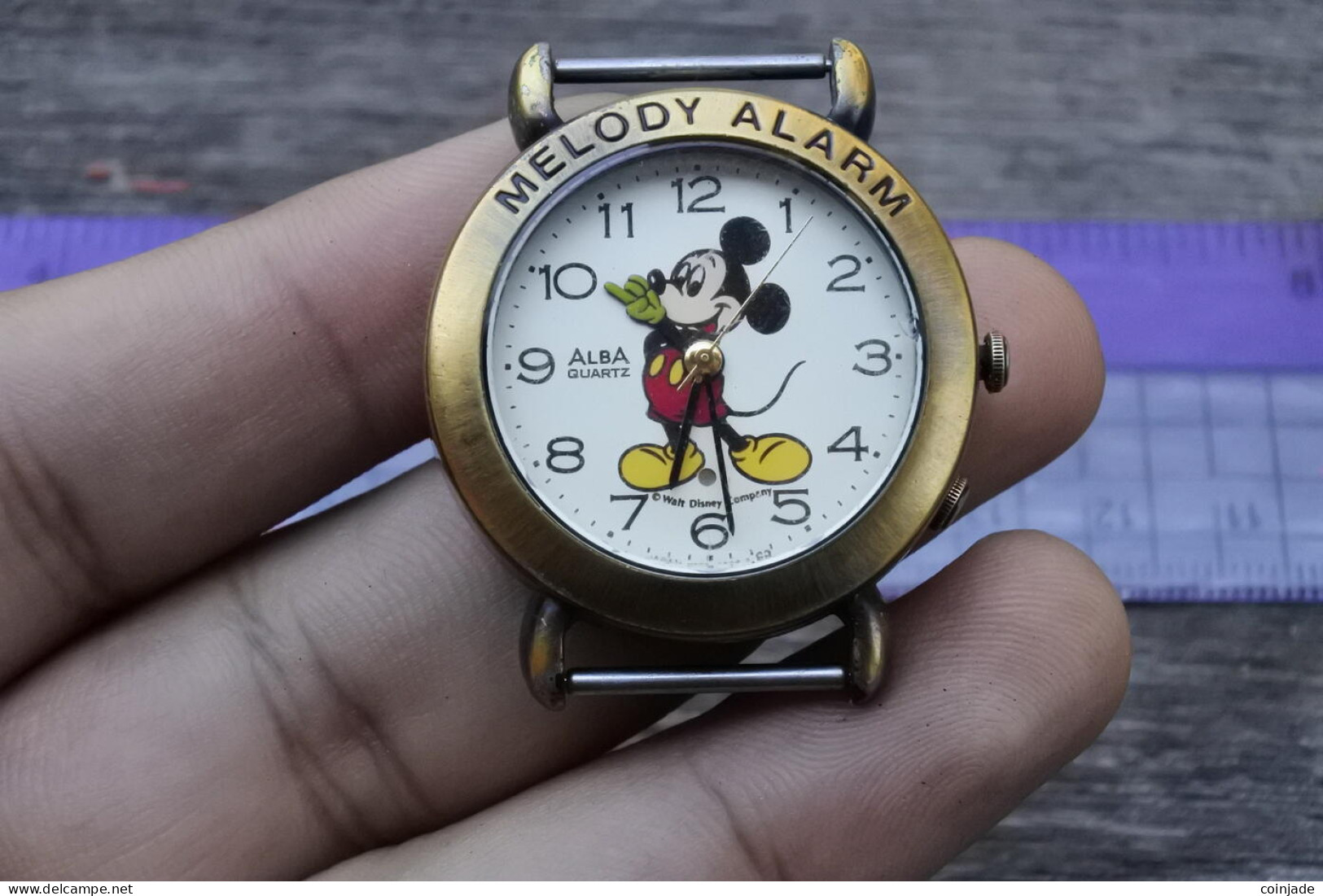 Vintage Alba Alarm Y975 6001 Micky Mouse Dial Unisex Quartz Watch Japan Shape33m