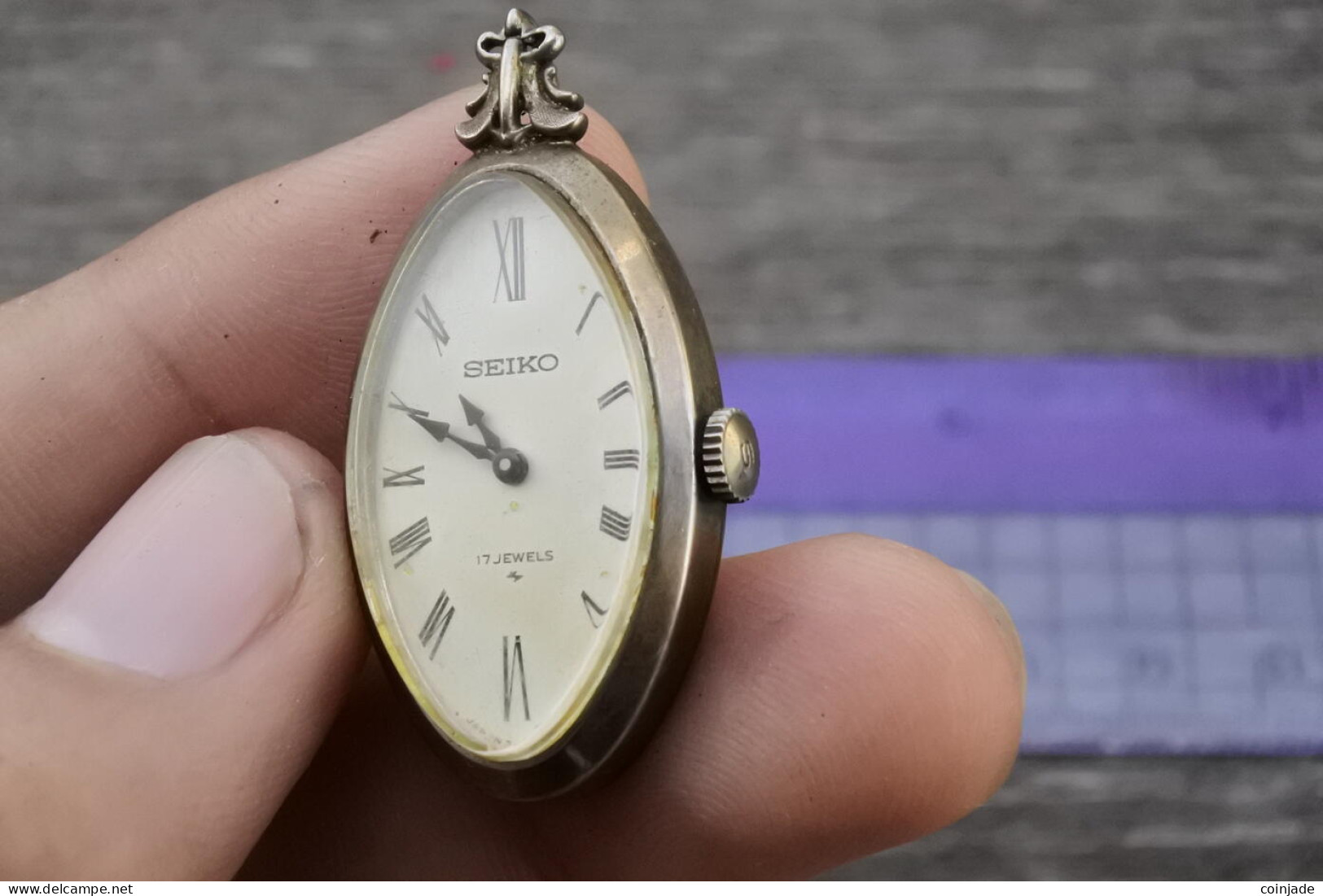 Vintage Seiko Silver Case Locket Pocket Watch Roman Numeral Hand Winding Watch - Watches: Old