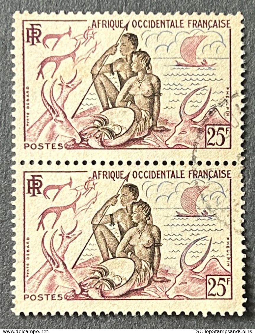 FRAWA0049Ux2v - Local People - Hunting And Fishing - Pair Of 25 F Used Stamps - AOF - 1954 - Gebraucht