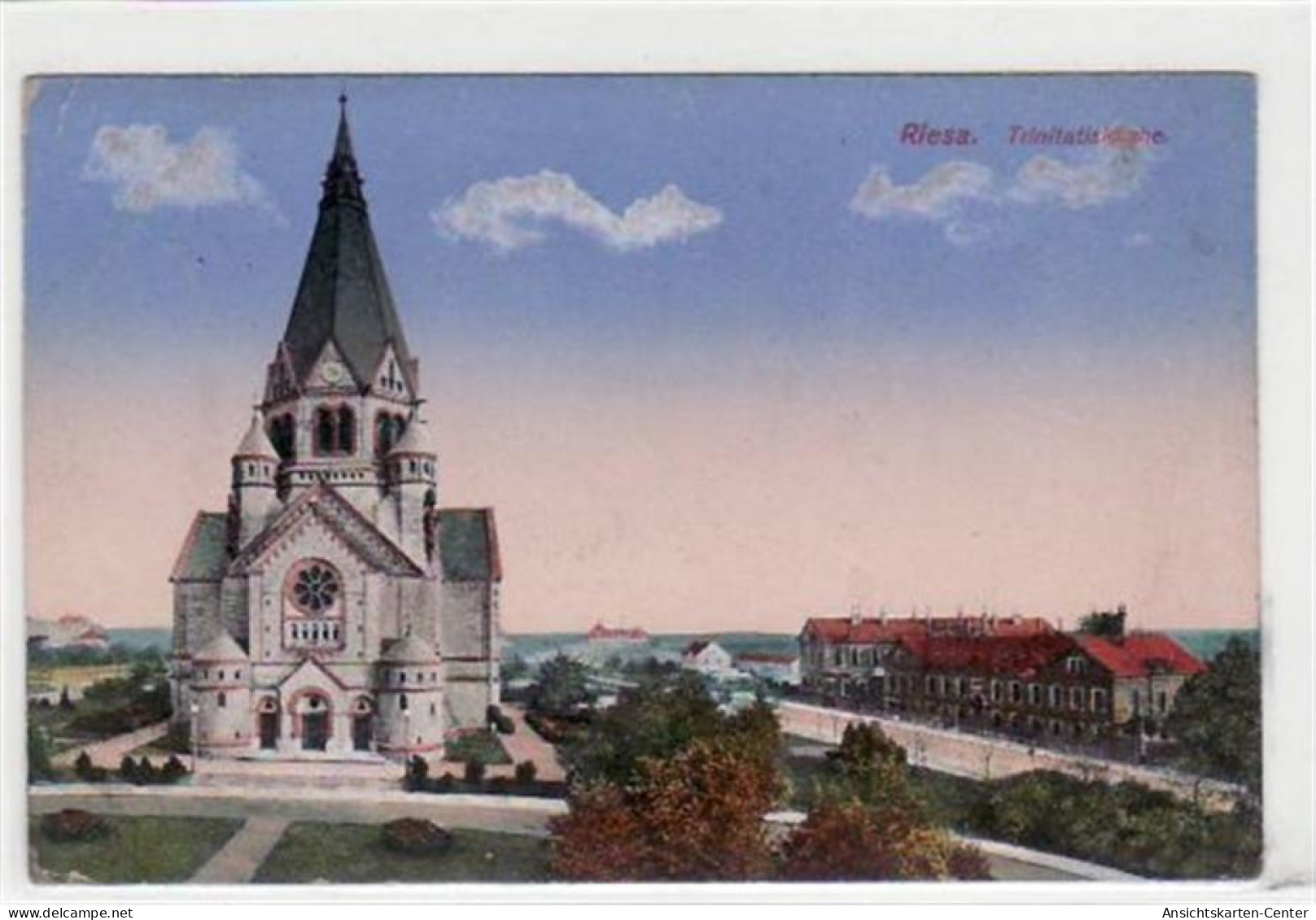 39030701 - Riesa Mit Trinitatiskirche. Feldpost, Mit Stempel Von 1916. Leichte Eckabschuerfungen Und Raendern, Kleiner  - Riesa