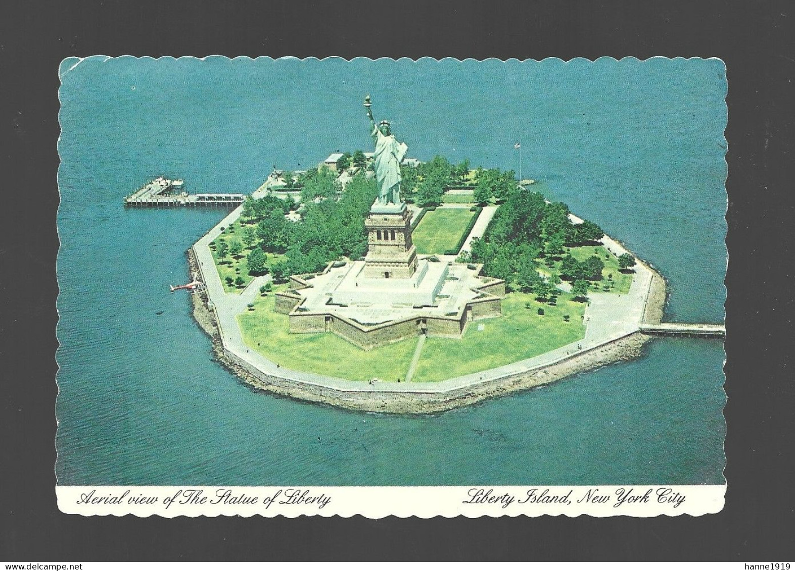 New York City Liberty Island Aerial View Of The Statue Of Liberty USA Htje - Monumenten