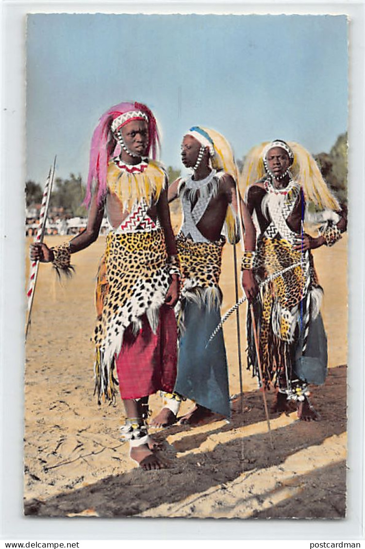 Rwanda Burundi - Danseurs Watutsi - Ed. Hoa-Qui 2300 - Ruanda Urundi