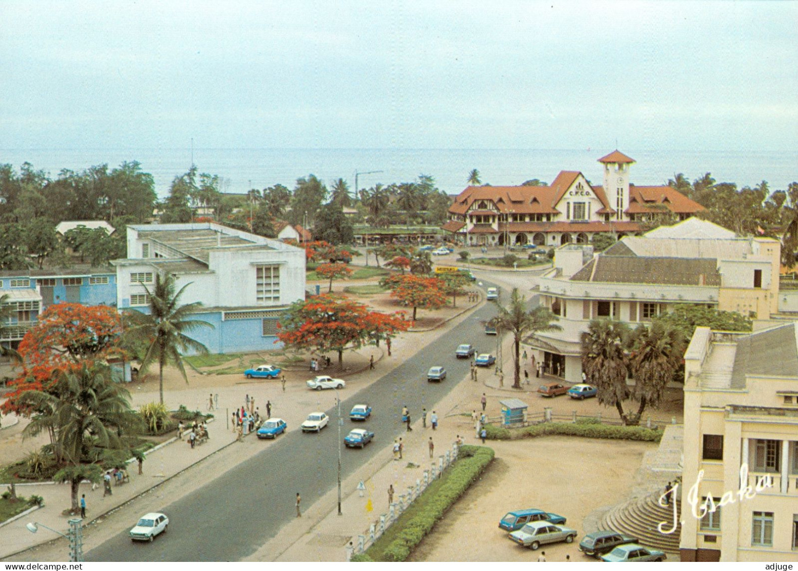 CP* CONGO - POINTE-NOIRE - La GARE - Centre Administratif  Et L'Océan - Photo Tsaka ** - Pointe-Noire