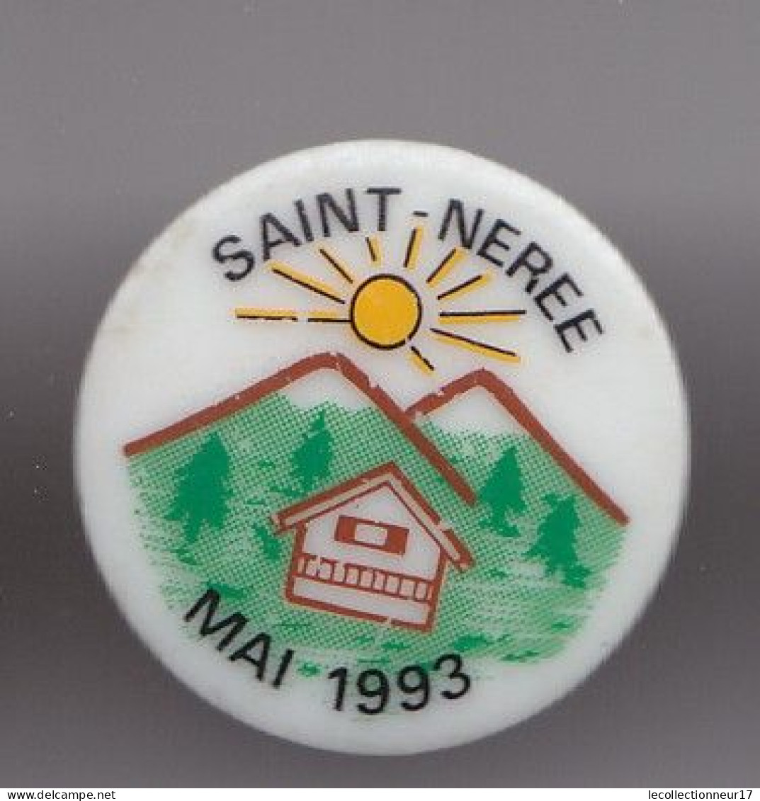 Pin's En Porcelaine Thosca Limoges  Saint Nérée Mai 1993 Réf 7605JL - Steden