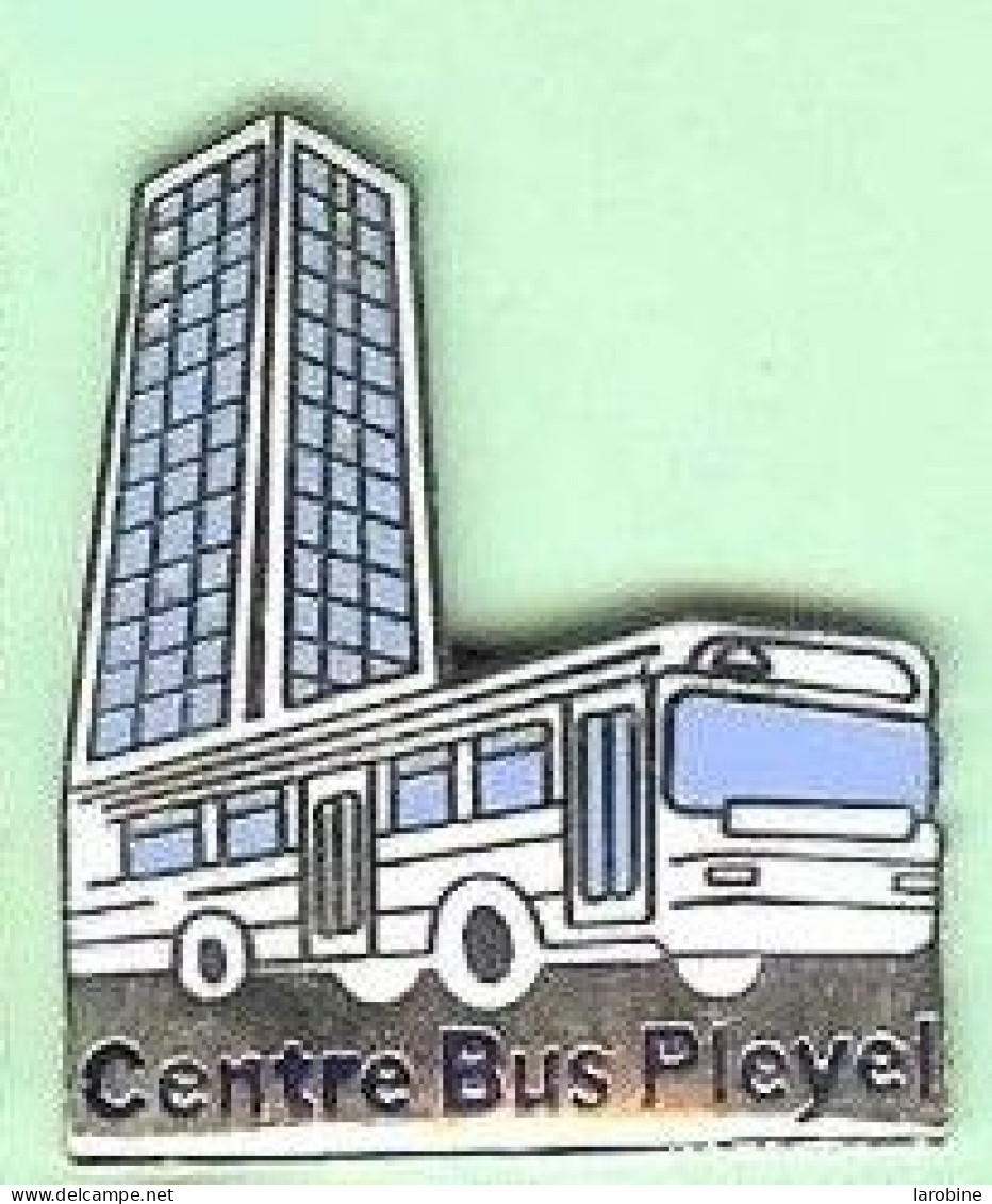 @@ Car Bus Métro RATP Centre Pleyel EGF @@aut135 - Transports