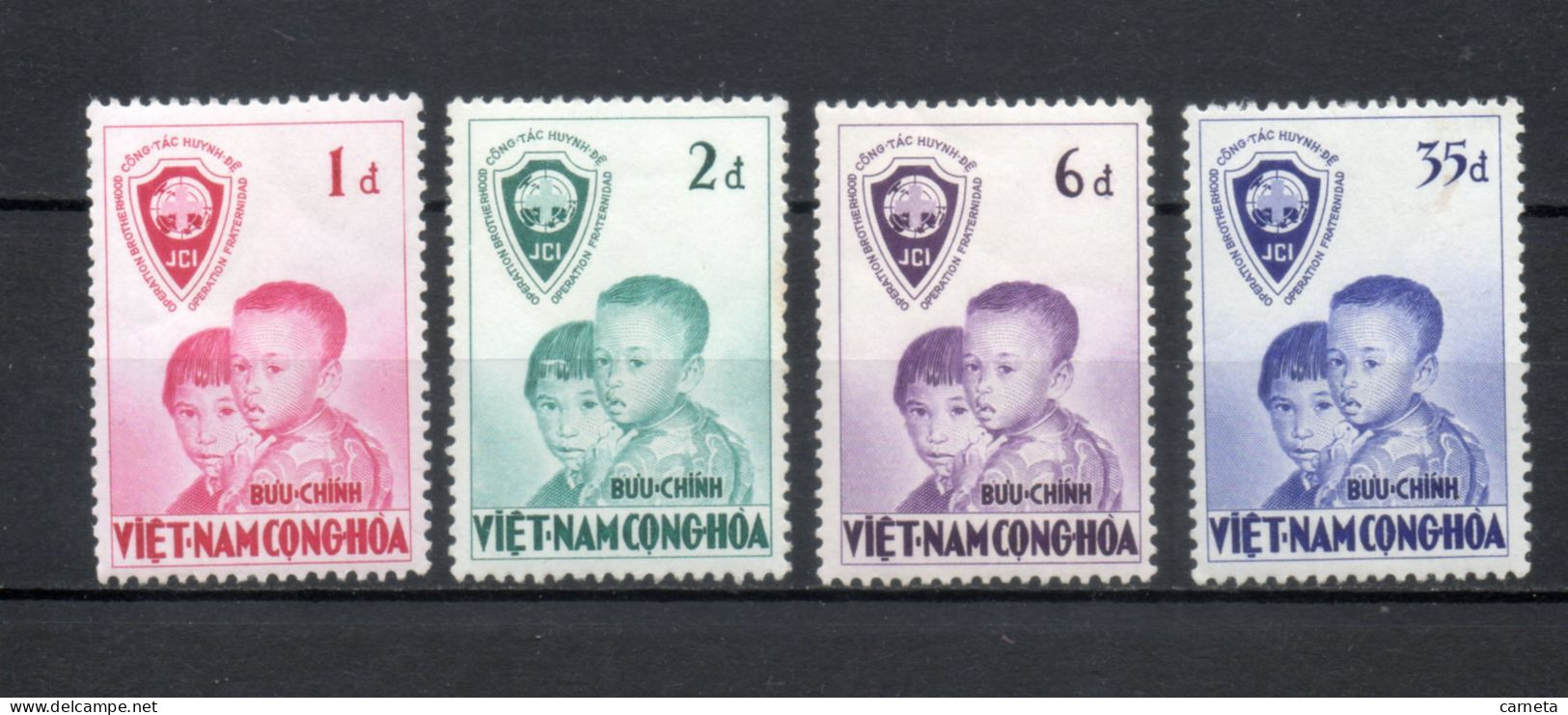 VIETNAM DU SUD   N° 61 à 64   NEUFS SANS CHARNIERE COTE 11.00€    FRATERNITE  VOIR DESCRIPTION - Vietnam