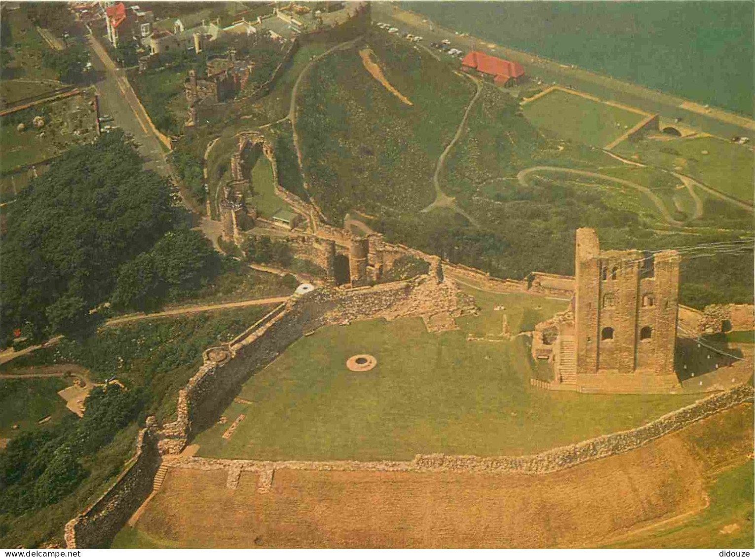 Angleterre - Scarborough - Scarborough Castle - Château - Aerial View - Vue Aérienne - Yorkshire - England - Royaume Uni - Scarborough