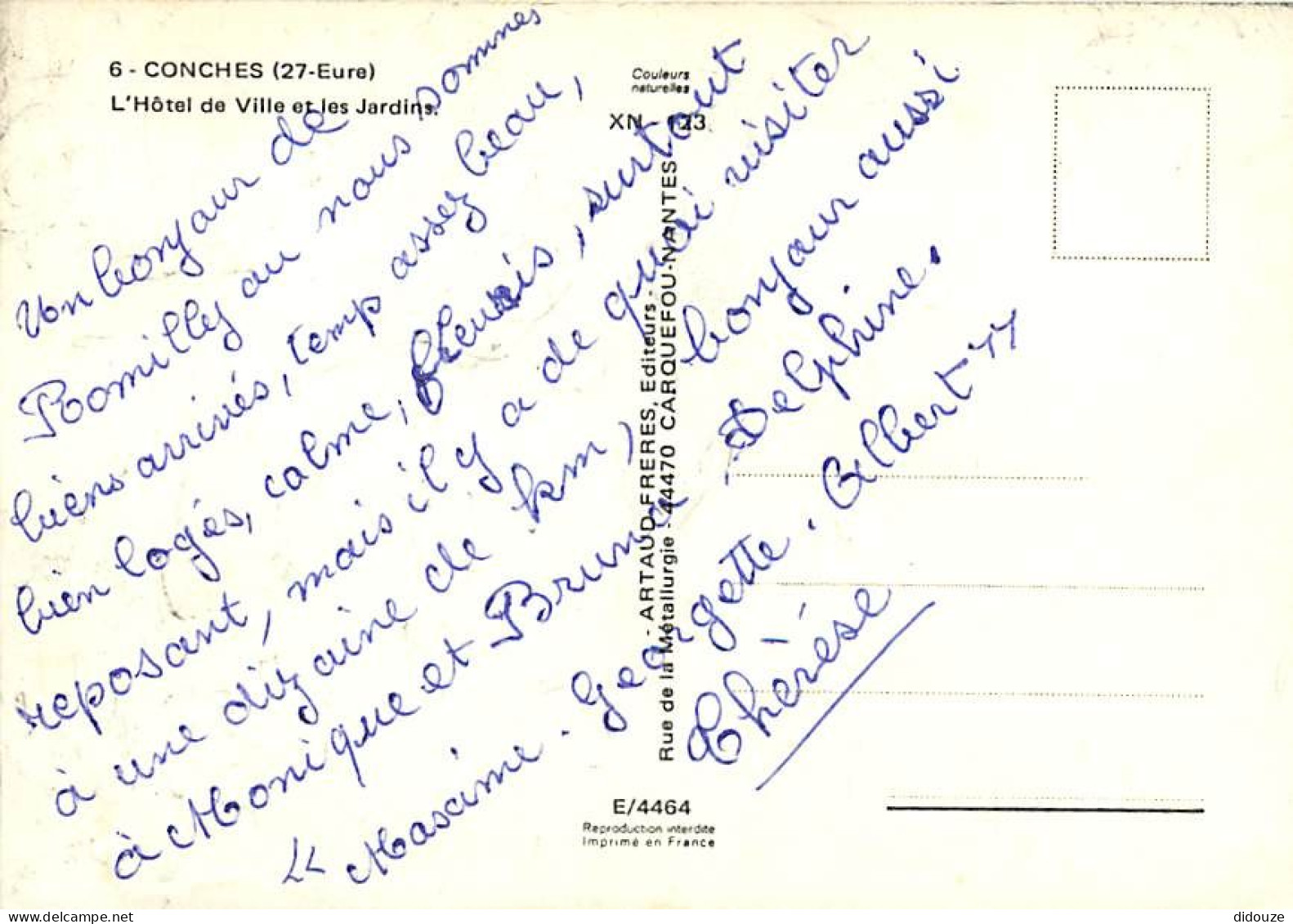 27 - Conches En Ouche - L'Hôtel De Ville Et Les Jardins - Fleurs - CPM - Voir Scans Recto-Verso - Conches-en-Ouche