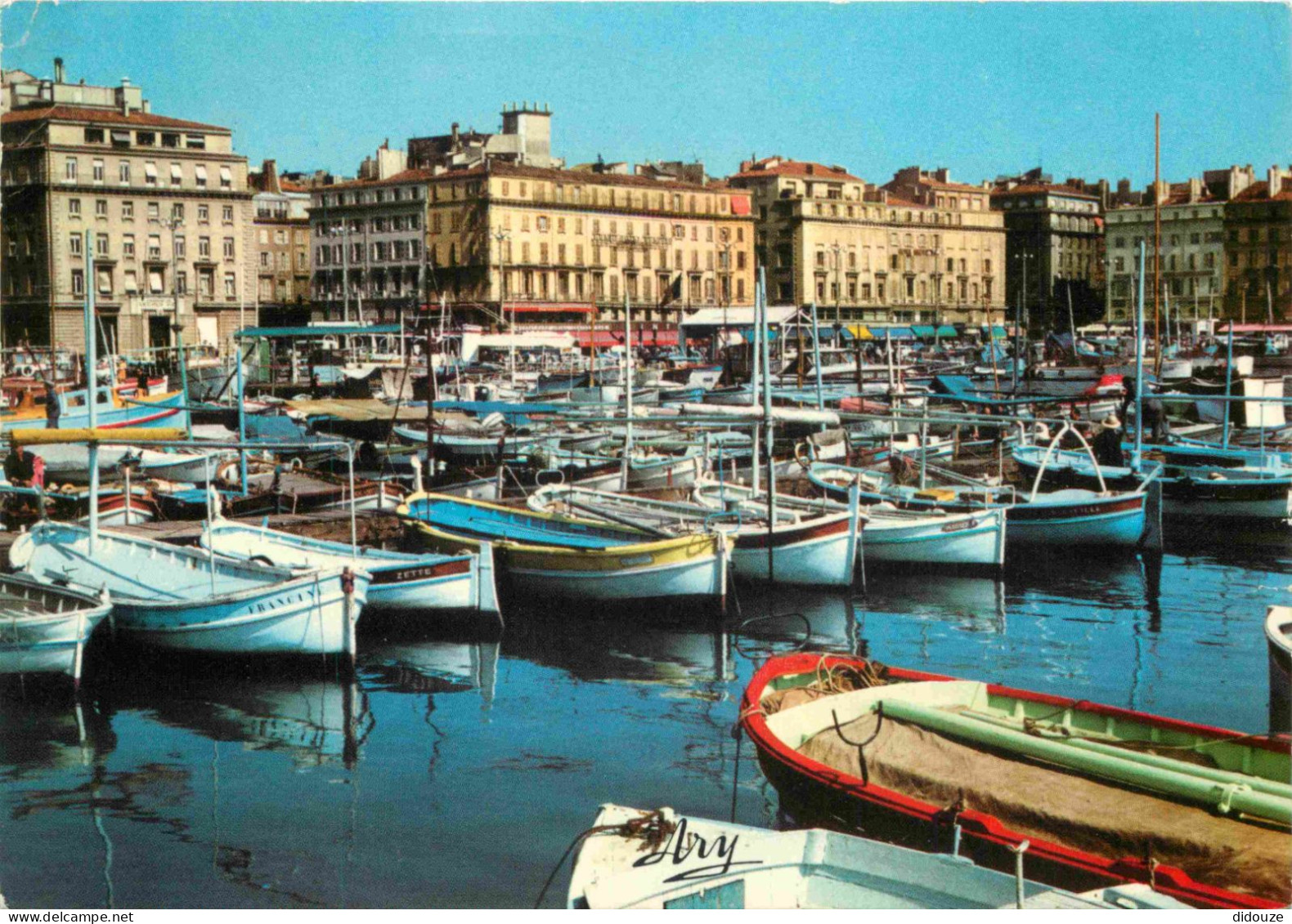 13 - Marseille - Barques Dans Le Port - CPM - Voir Scans Recto-Verso - Joliette