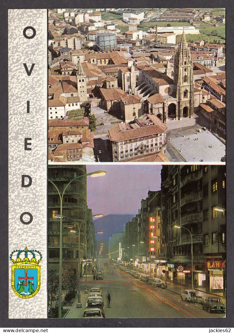 077422/ OVIEDO, Vista Aérea Ded La Catedrel Y Calle Uria - Asturias (Oviedo)