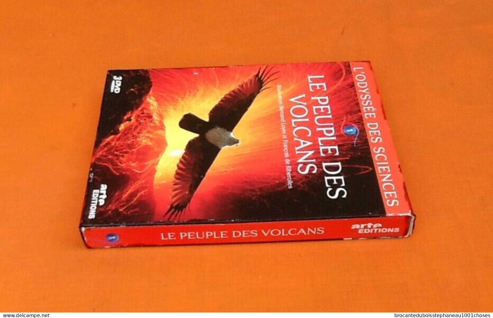 Coffret 3 DVD L' Odyssée Des Sciences Le Peuple Des Volcans Réalisation Bertrand Loyer / François De Riberolles - Documentaire