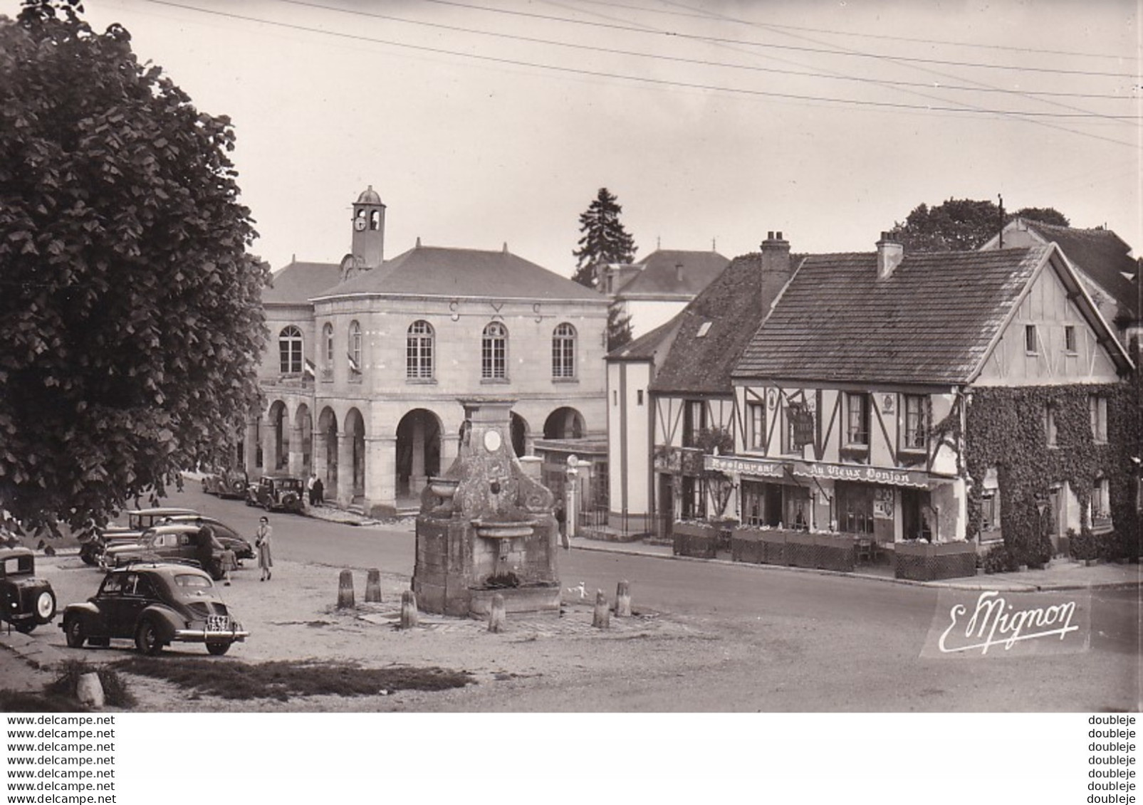 D95  LA ROCHE GUYON  Au Vieux Donjon ( Lanty Guy ) - La Roche Guyon