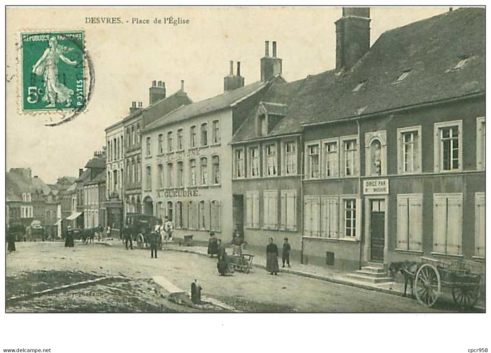 62.DESVRES.n°127.PLACE DE L'EGLISE.HOTEL DU CYGNE A GUEUDRE.RARE - Desvres