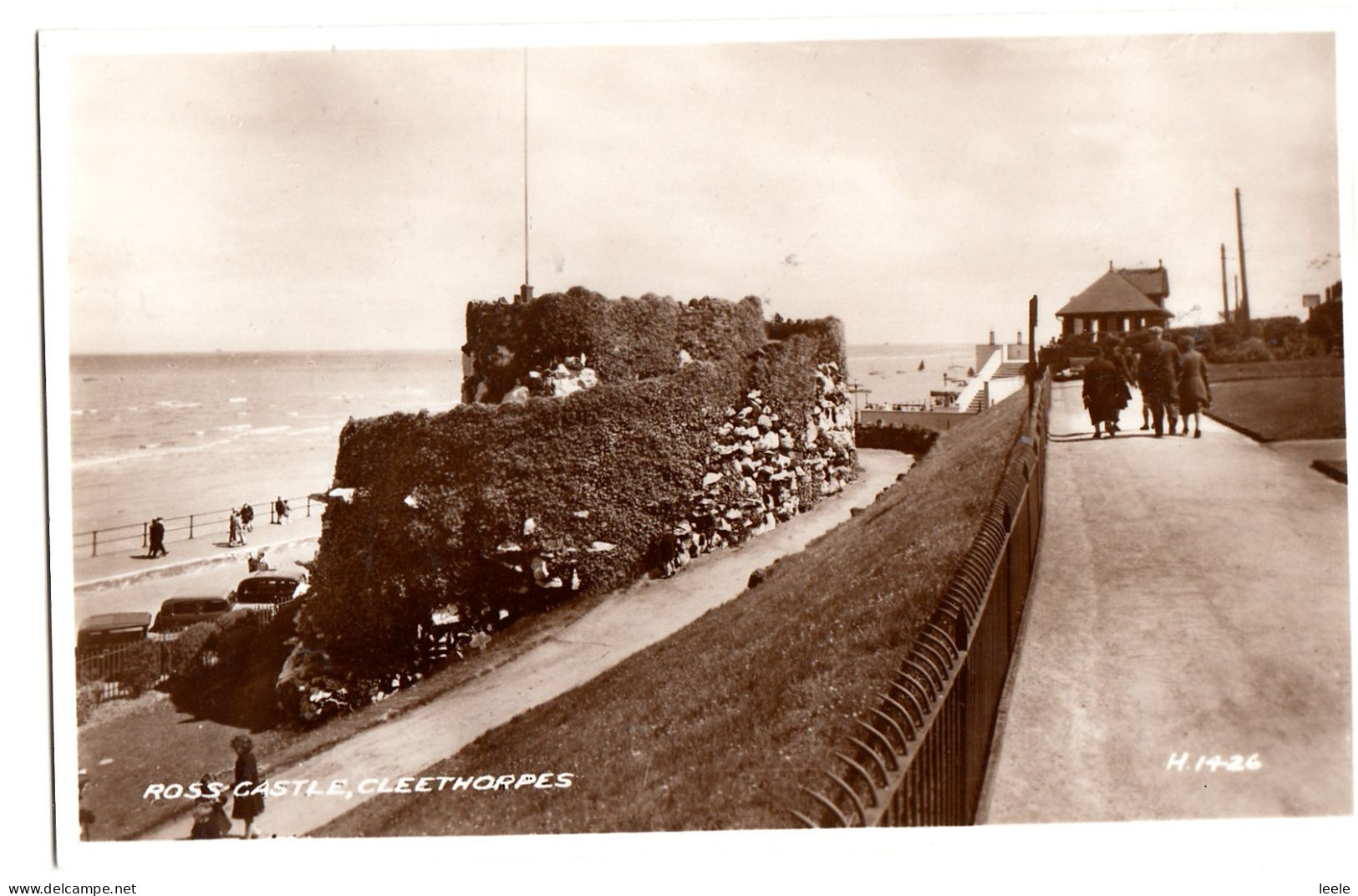 DD02. Vintage Postcard. Ross Castle, Cleethorpes. Lincolnshire - Altri & Non Classificati