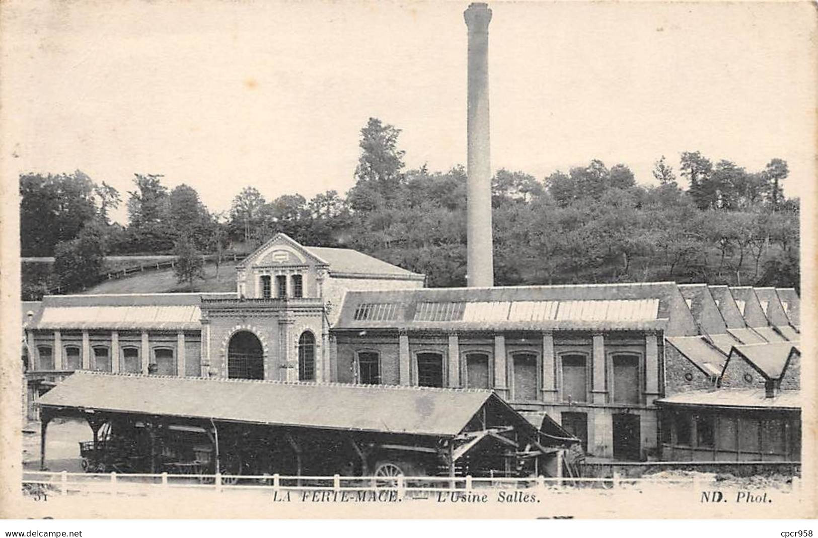 61.AM18846.La Ferté Mace.L'usine Salles - La Ferte Mace