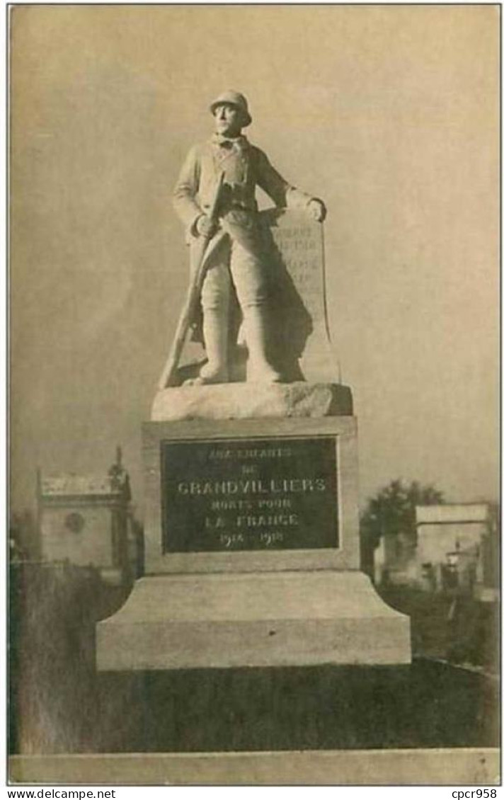 60.GRANDVILLIERS.CP PHOTO.MONUMENT AUX MORTS - Grandvilliers