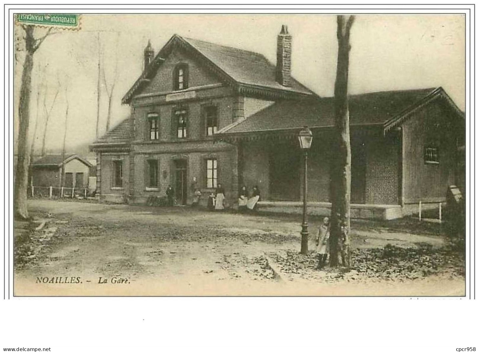 60.NOAILLES.LA GARE - Noailles