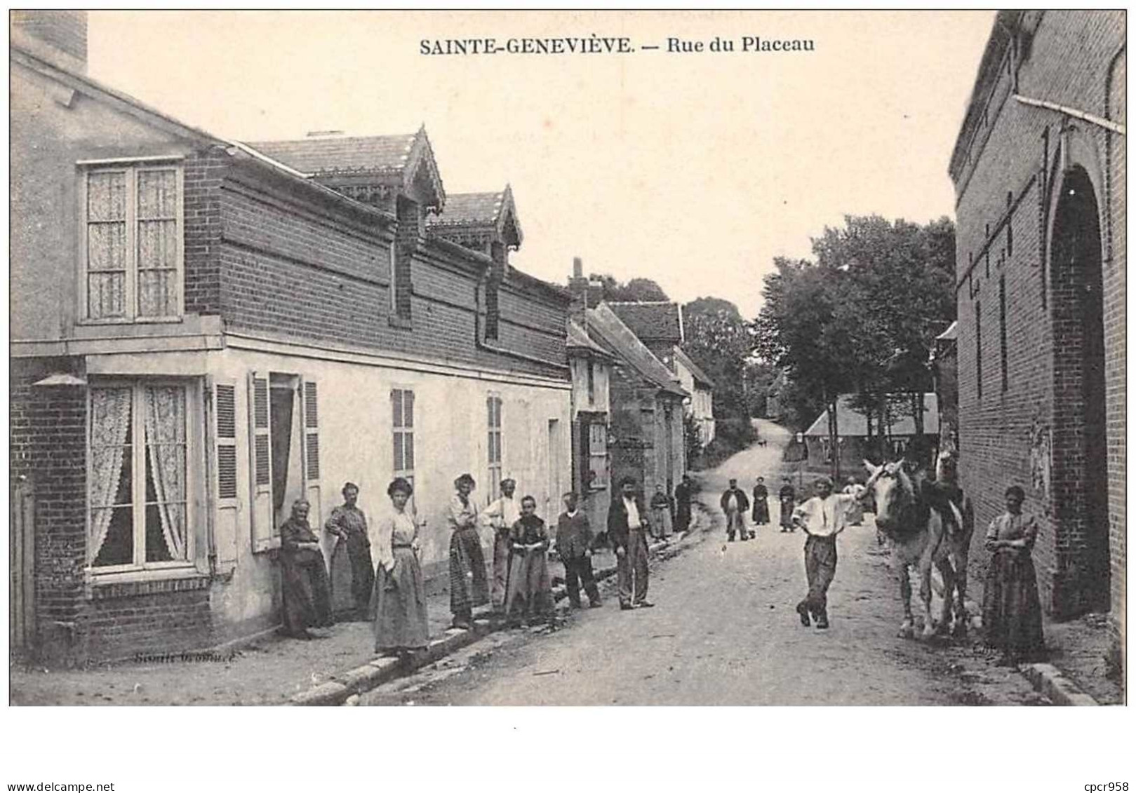 60 . N°45887  . Sainte Genevieve . Rue Du Placeau - Sainte-Geneviève