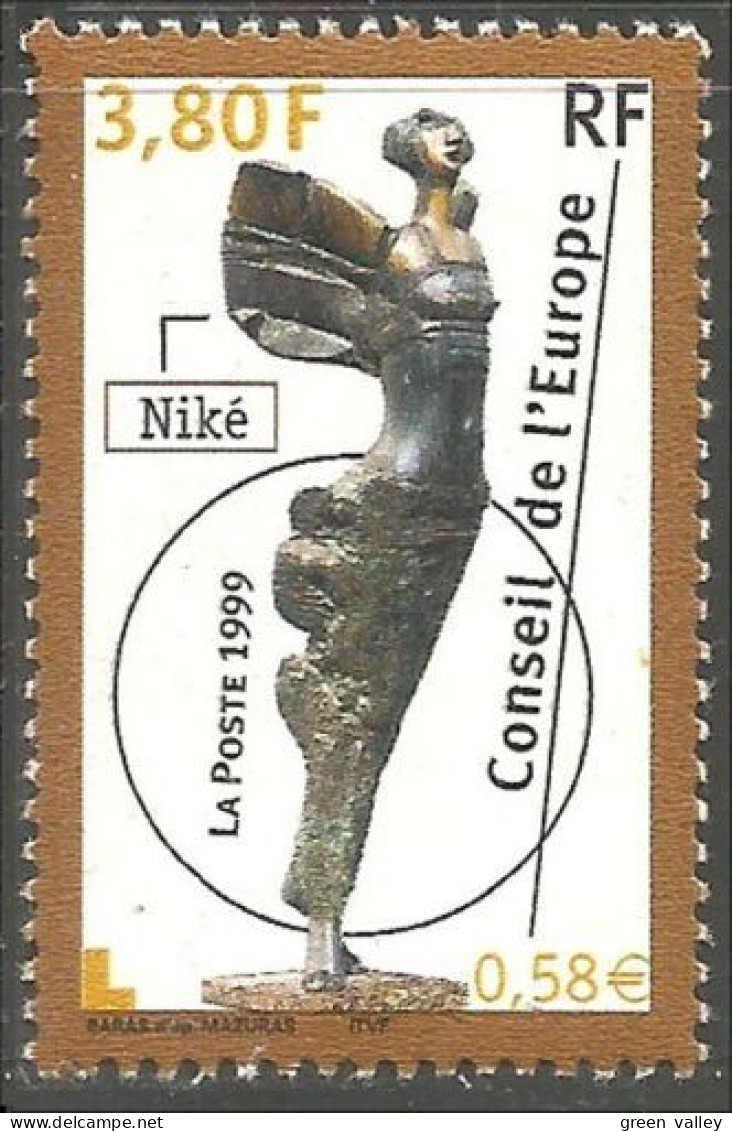 330 France Yv 121 Conseil Europe European Council Sculpture Statue Niké Mazuras MNH ** Neuf SC (25a) - Sculpture