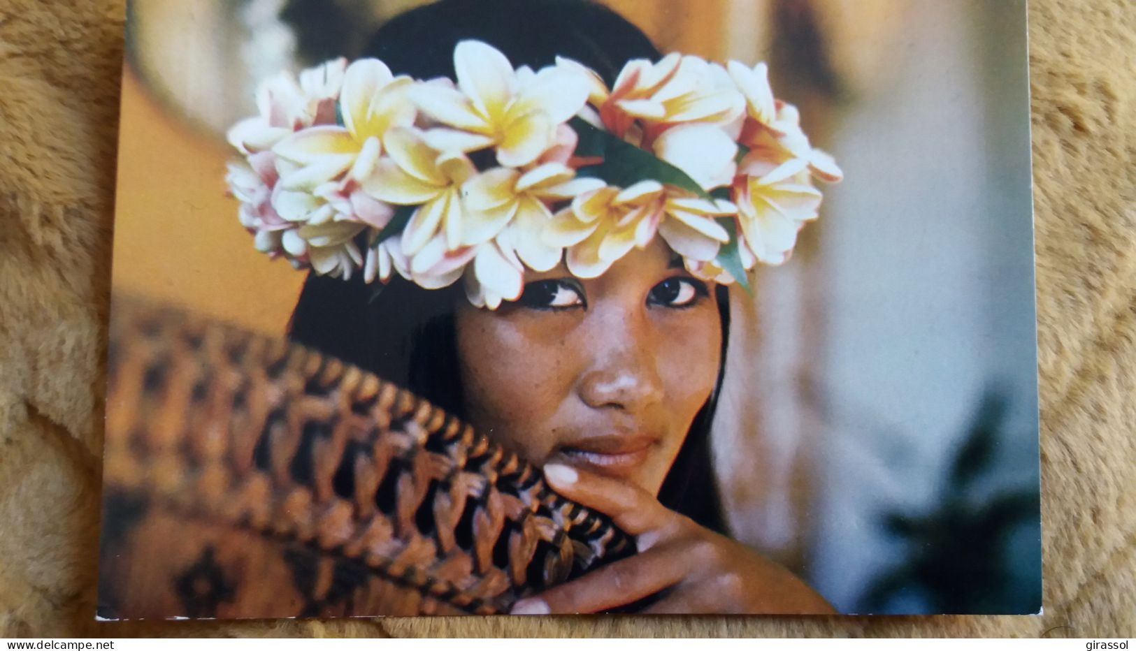 CPM POLYNESIE FRANCAISE TAHITI JEUNE TAHITIENNE PORTRAIT FLEURS ED DU PACIFIQUE IRIS 147 - Polynésie Française