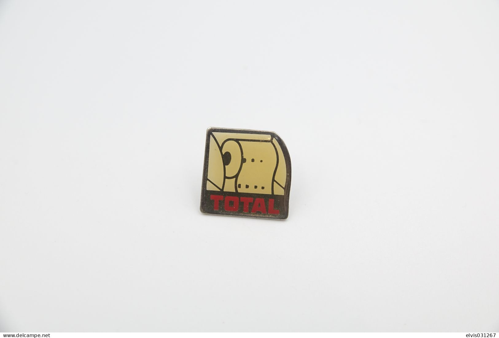 Vintage PIN : Cars Total Oil Gasoline Gazole Pompe à Essence -  RaRe - 1980-90 's - - Non Classés