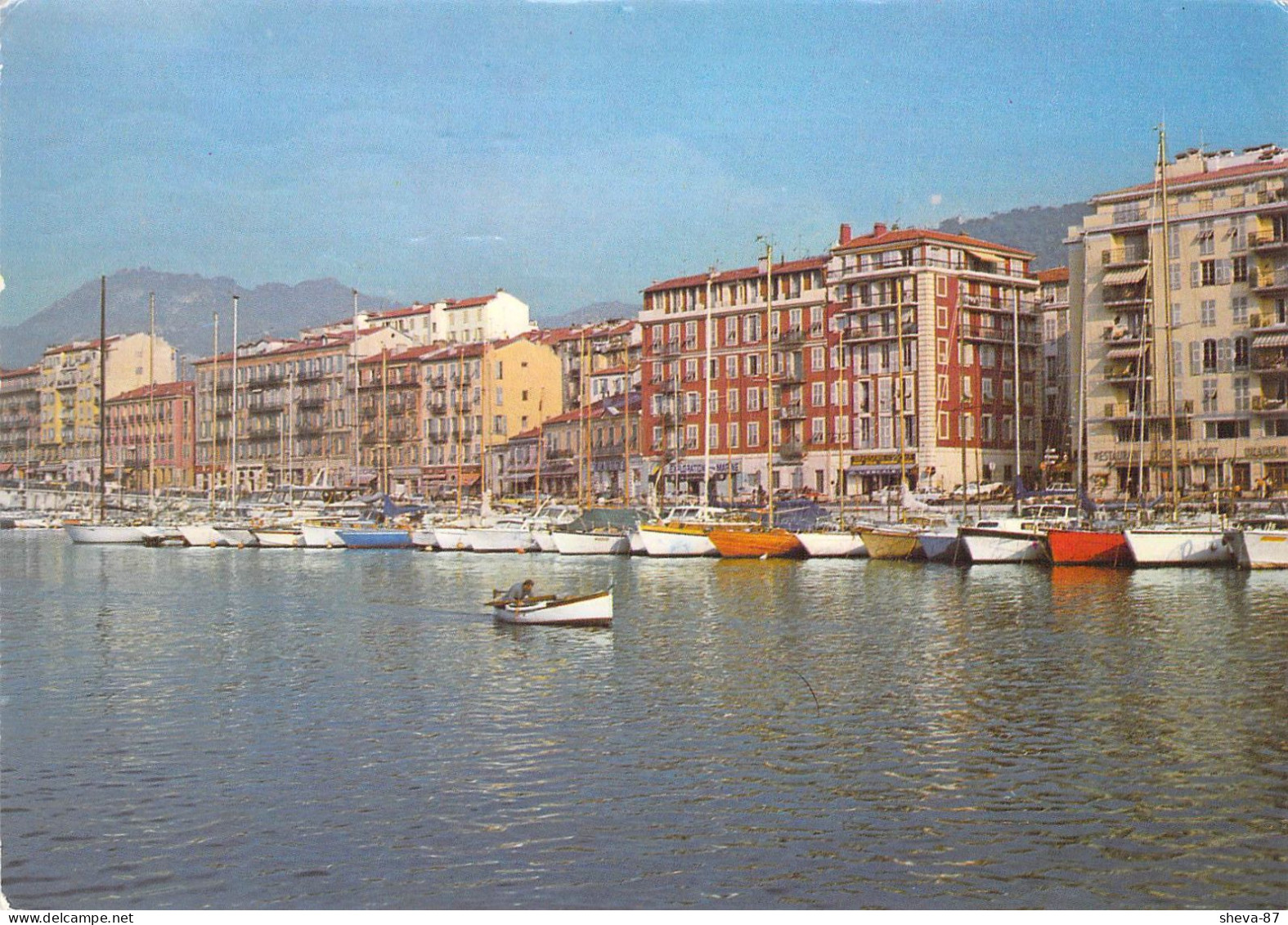 06 - Nice - Vue Du Port Et Le Quai Des Docks - Schiffahrt - Hafen