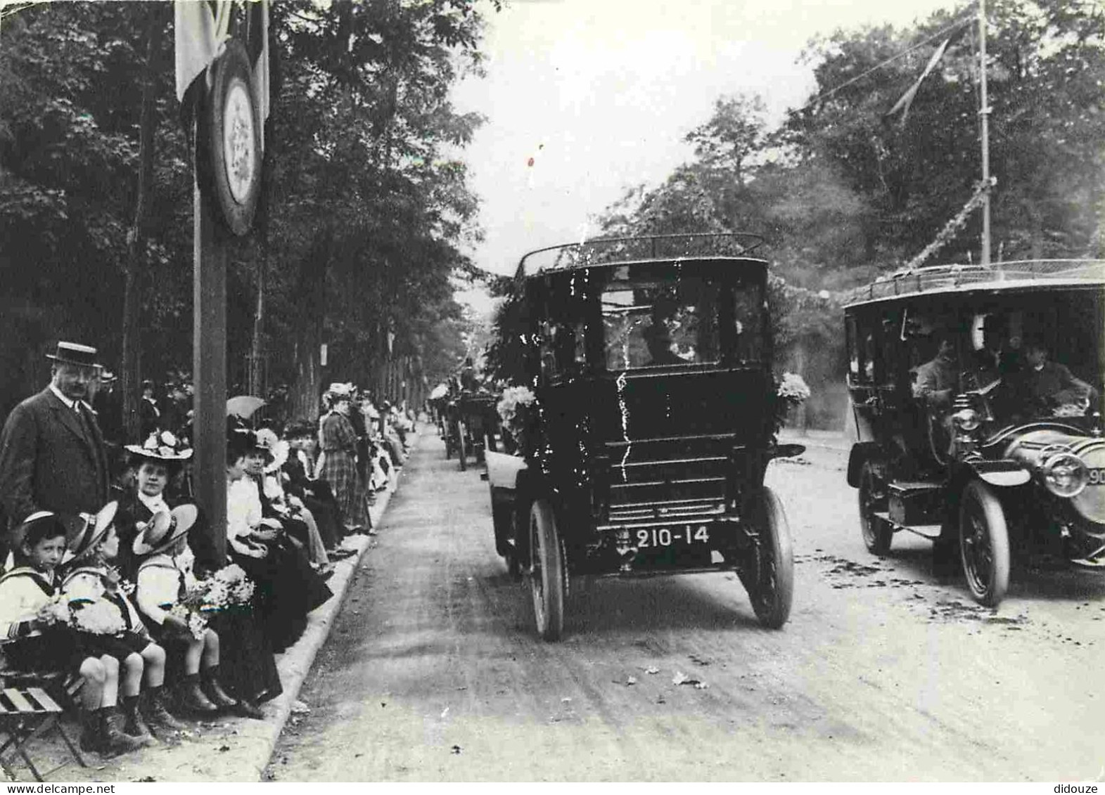 Reproduction CPA - 75 Paris - Défilé De Véhicules Lors De La Fête Des Fleurs - Automobiles - Paris 1900 - 230 - CPM - Vo - Unclassified