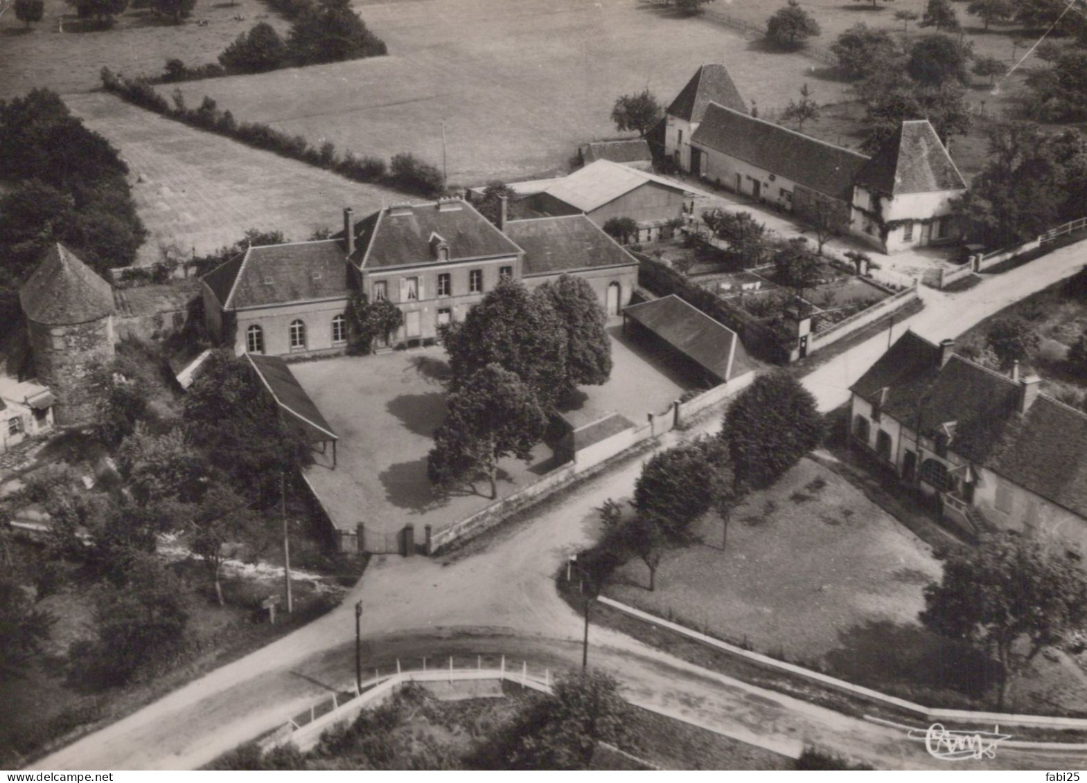 MOUTIERS AU PERCHE LE GROUPE SCOLAIRE VUE AERIENNE - Remalard